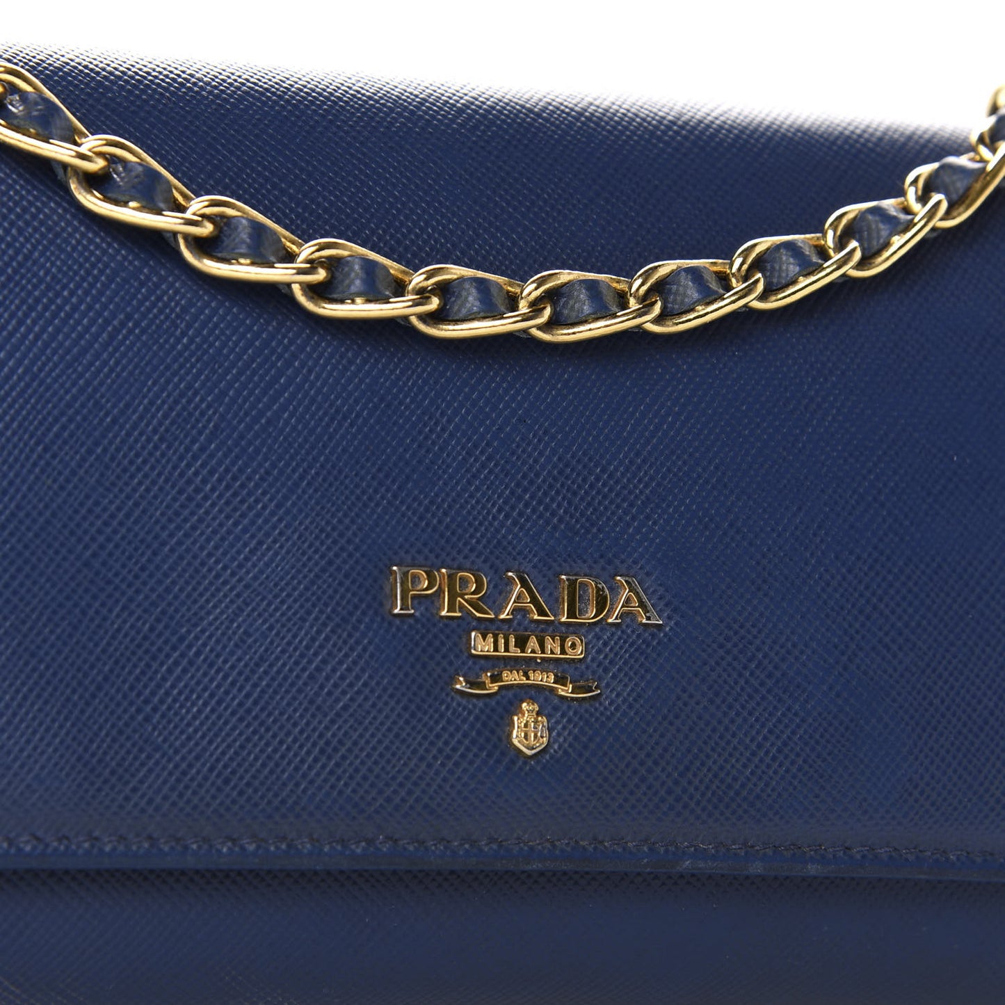 Saffiano Metal Oro Chain Wallet Bleuette