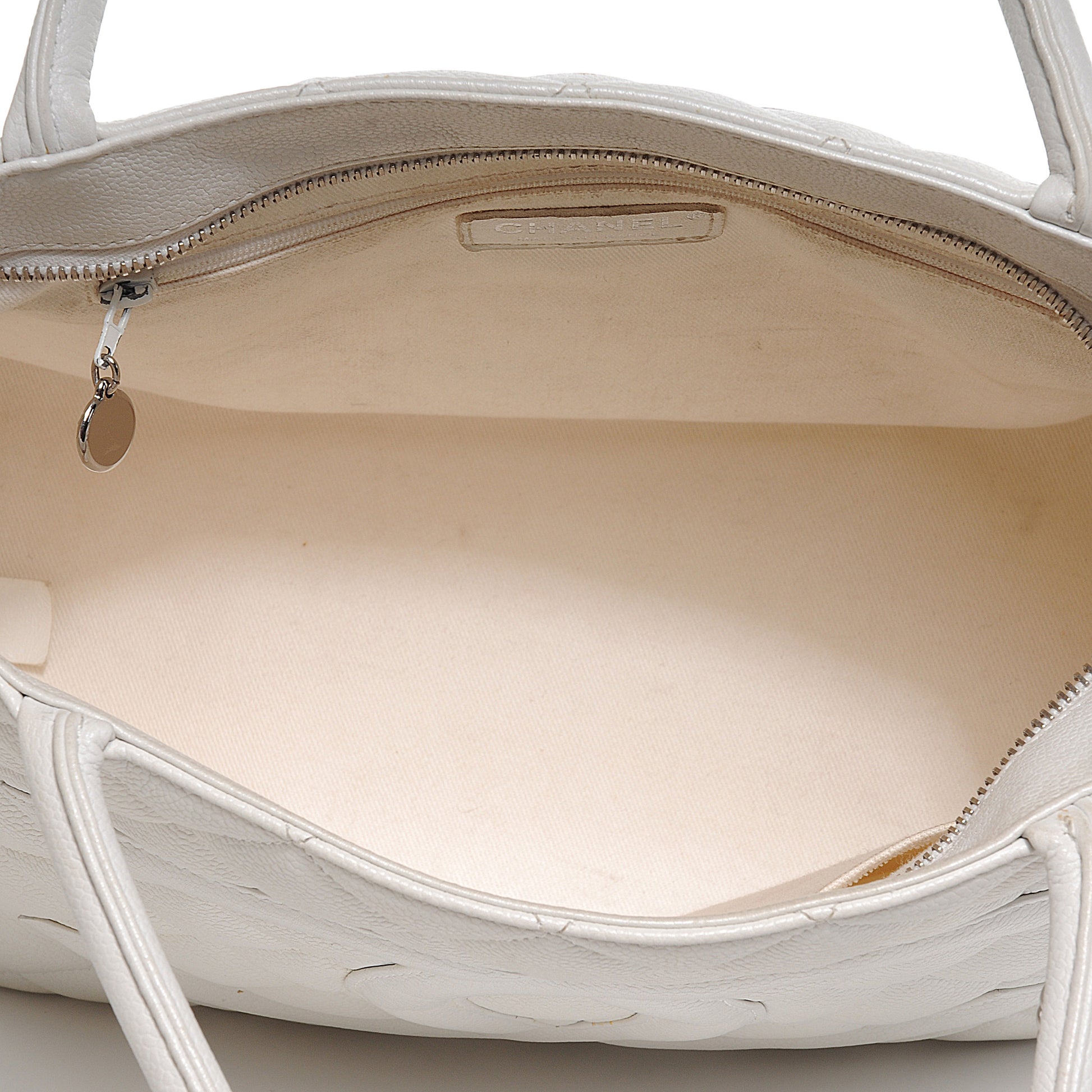 Chanel Caviar Medallion Tote White SHW 7 of 7