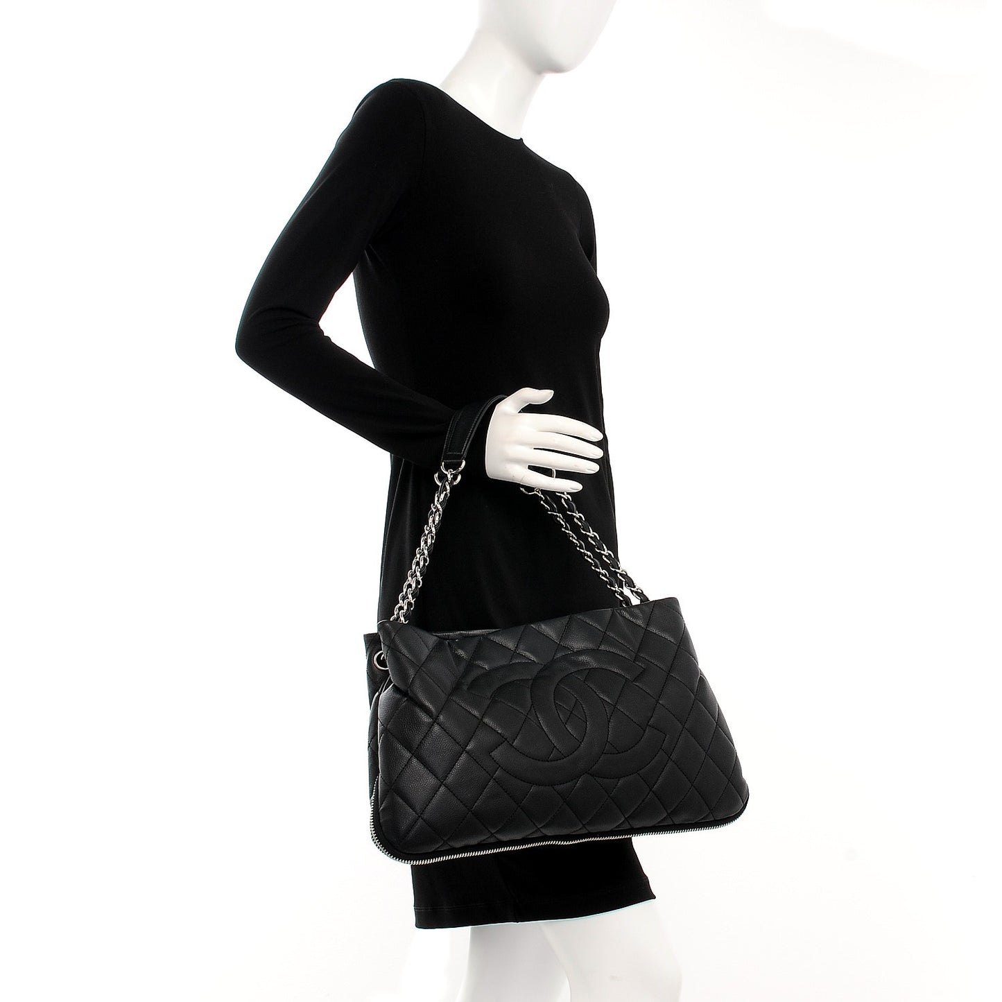 Caviar Quilted Expandable Zip Shoulder Bag Black