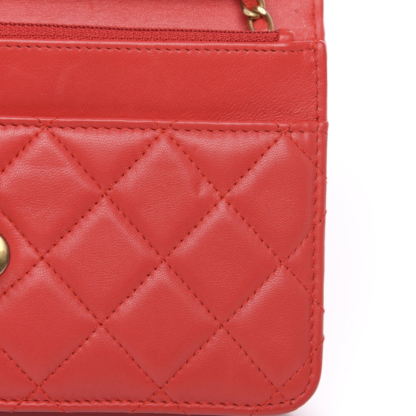 Lambskin Quilted CC Pearl Crush Wallet on Chain WOC Red