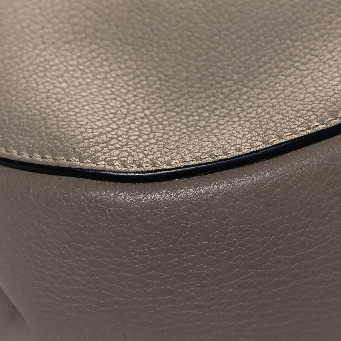 Grained Lambskin Drew Shoulder Bag Motty Grey