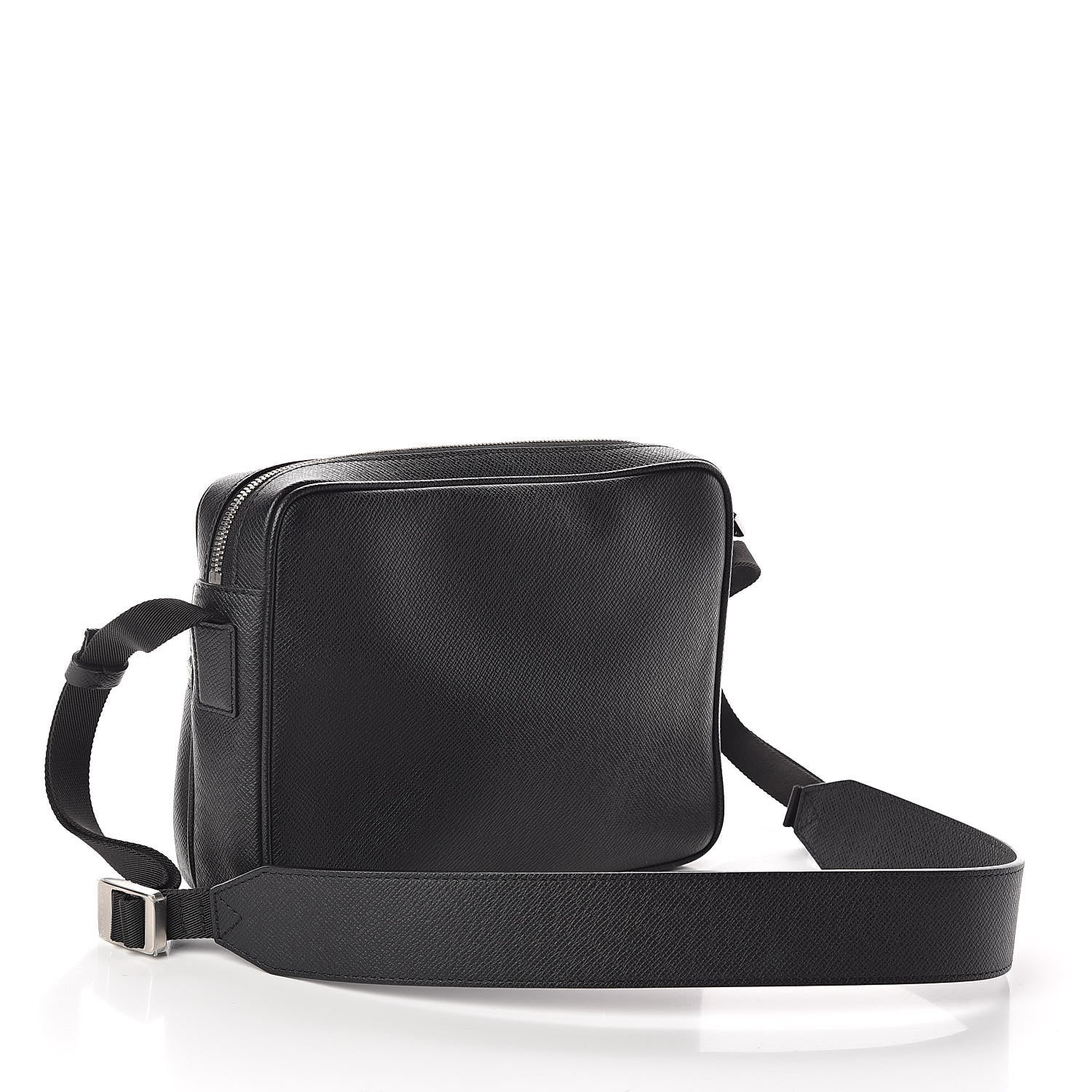 Louis Vuitton Taiga Outdoor Messenger PM Black 3 of 9