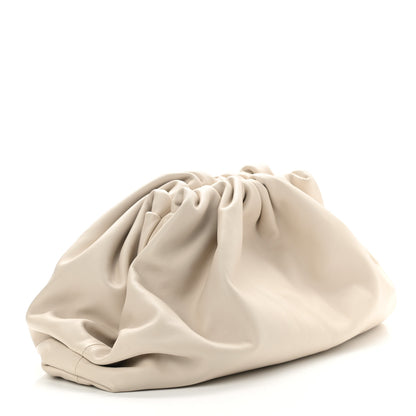 Bottega Veneta Smooth Butter Calf The Pouch Oversized Clutch Plaster 3 of 8