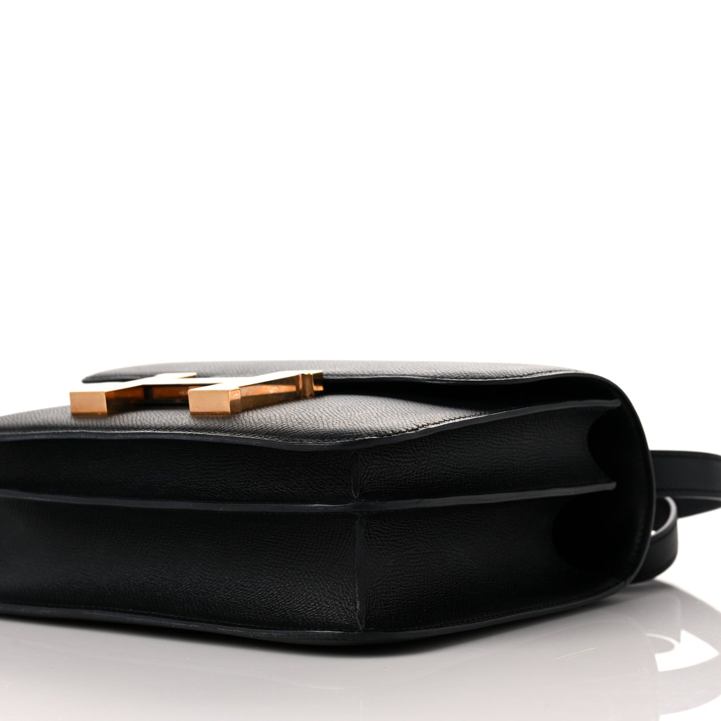 Epsom Constance 24 Black