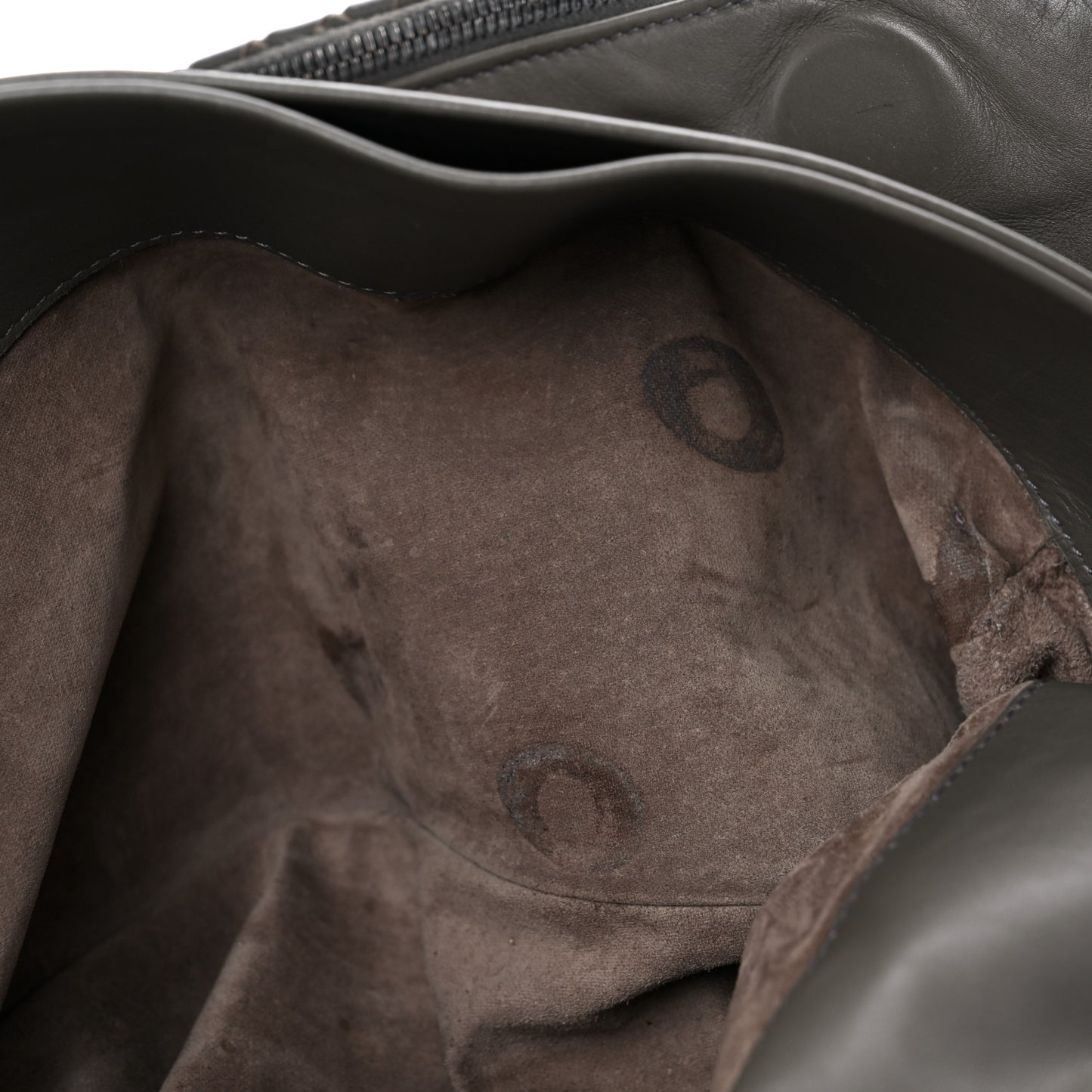 Calfskin Intrecciato Large Leggero Tote Kaki Fondente