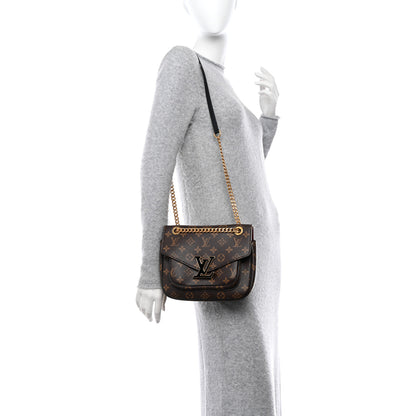 Louis Vuitton LOUIS VUITTON Monogram Passy 2 of 10