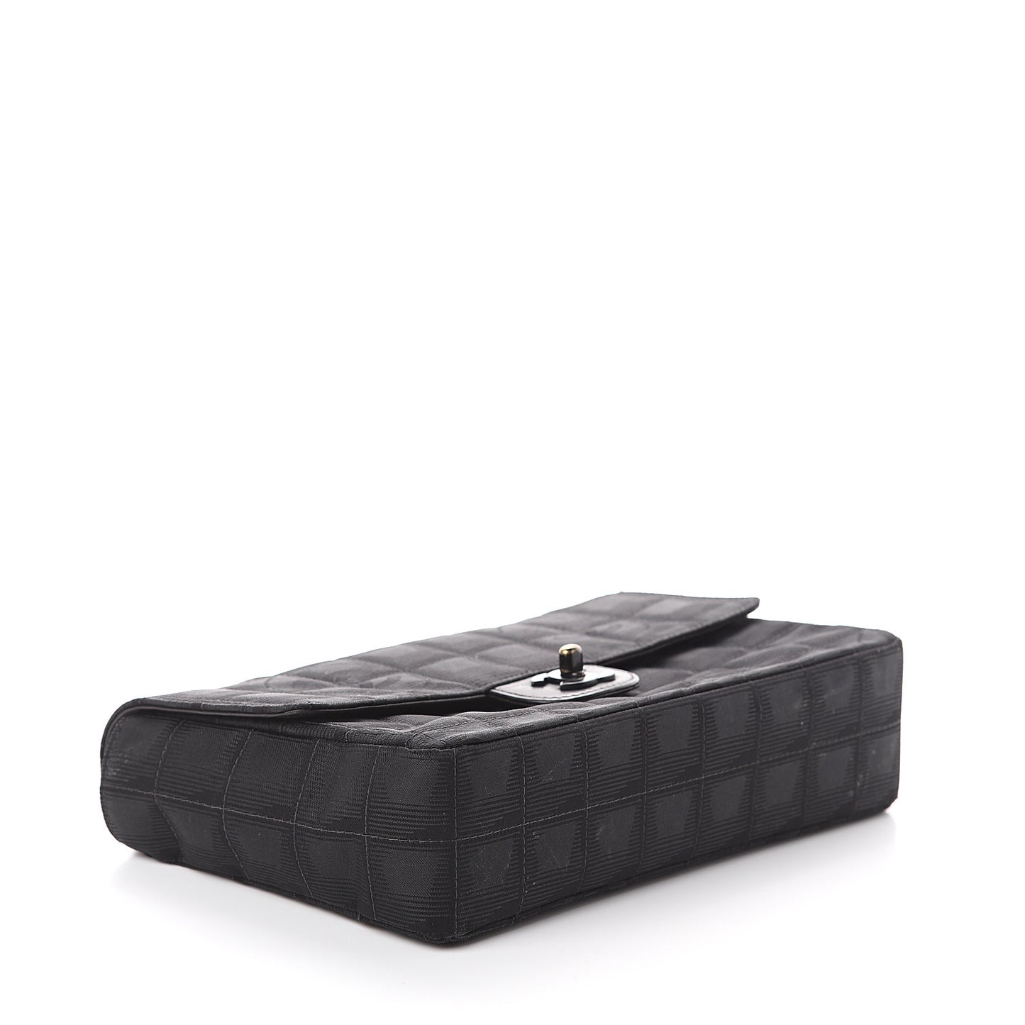 Nylon Medium Travel Flap Black