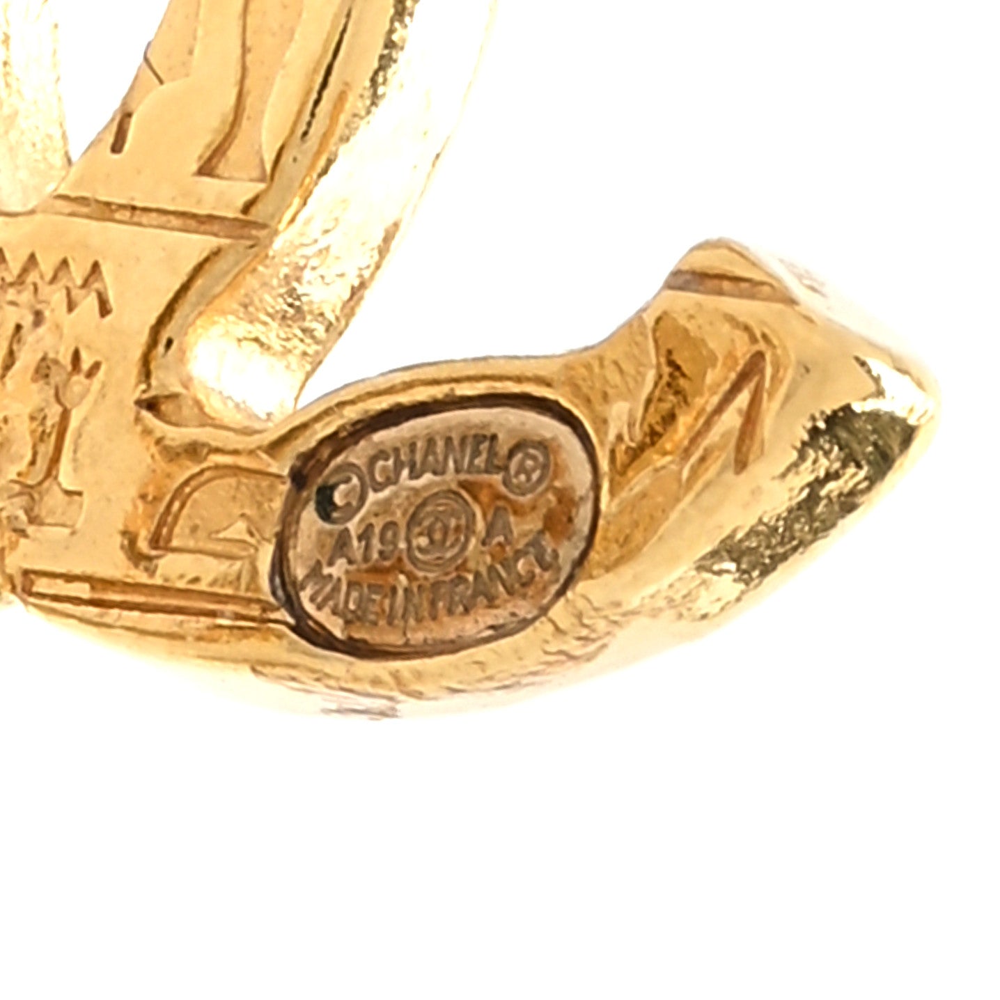 Metal Scarab CC Clip On Earrings Gold