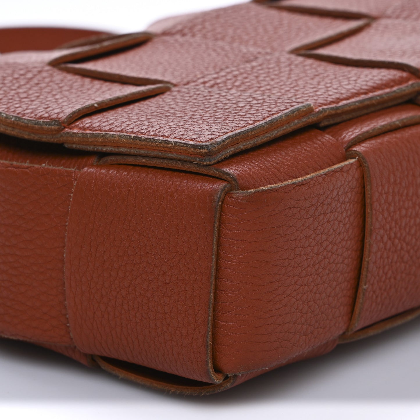 Grained Calfskin Maxi Intrecciato Cassette Crossbody Bag Maple