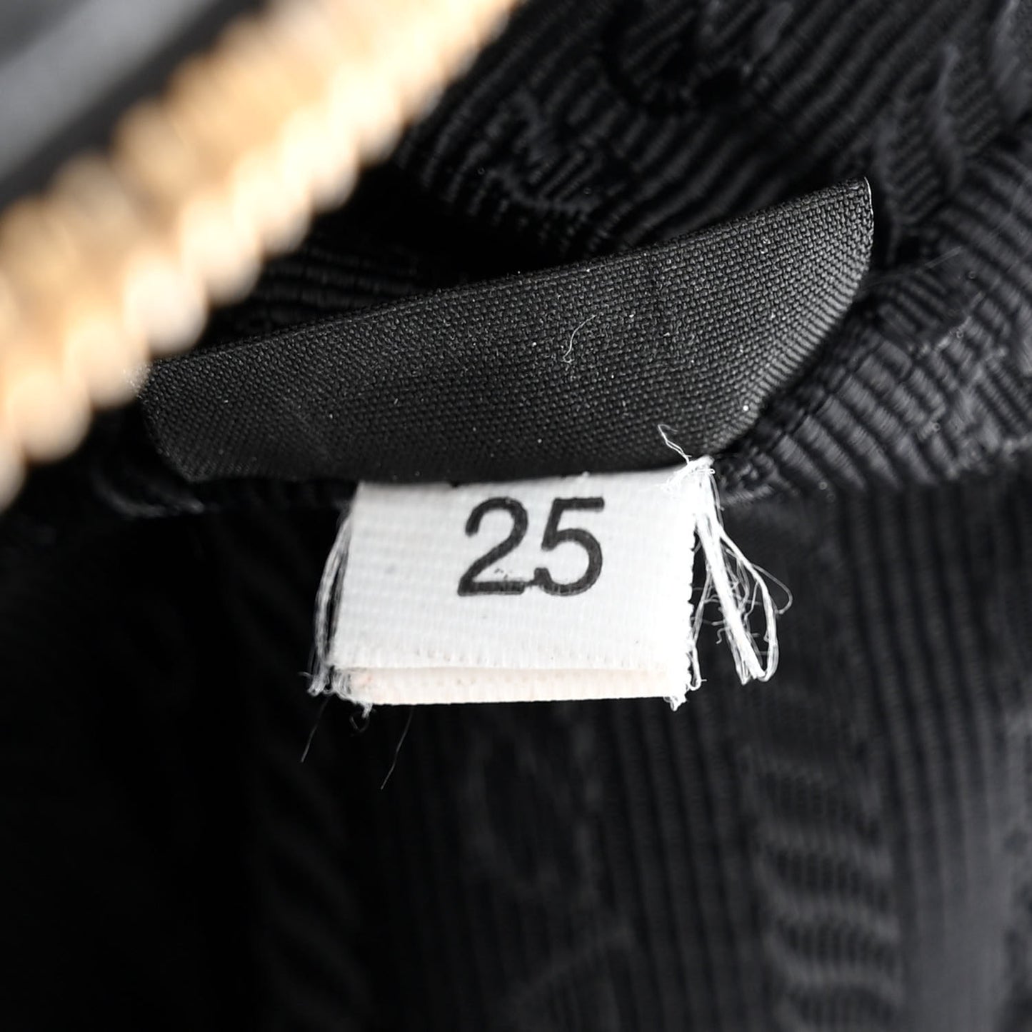 Vitello Phenix Camera Bag Black