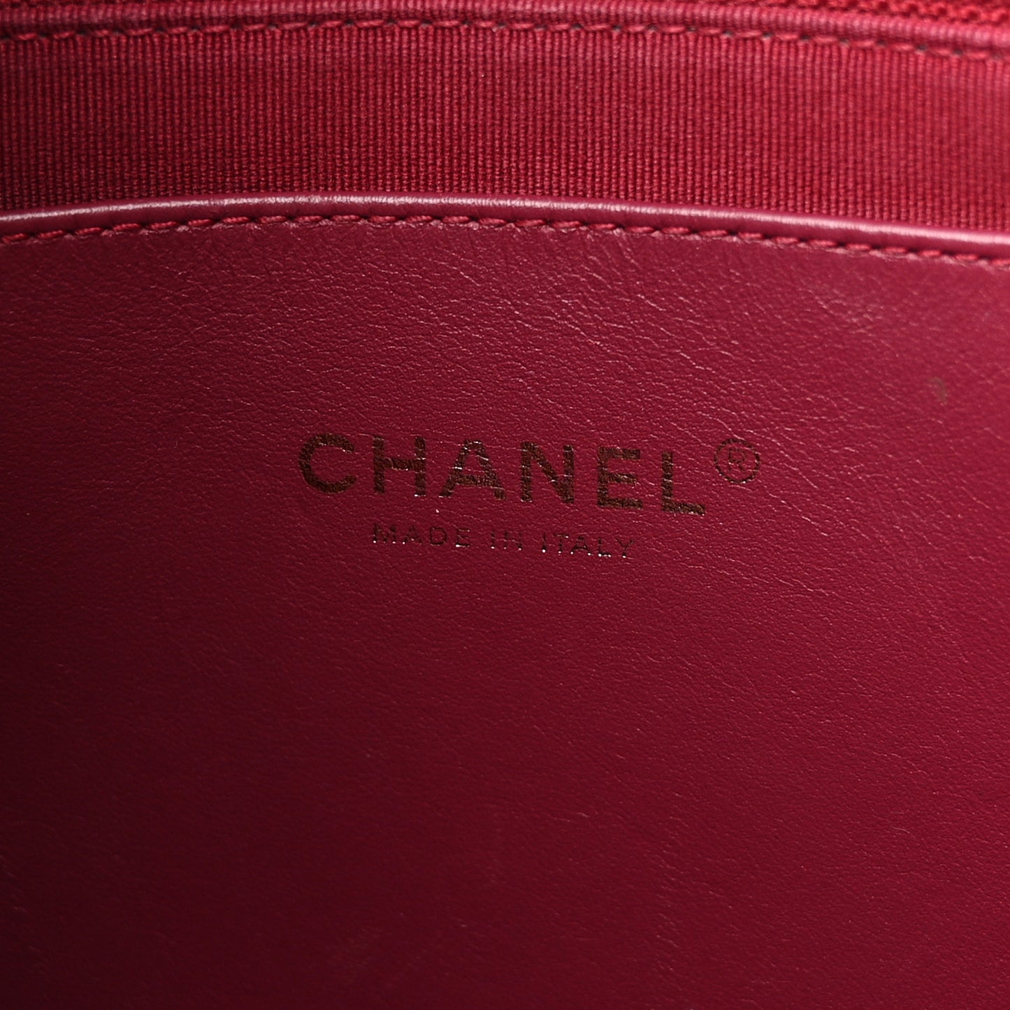 Caviar Quilted Chain Around Multi Chain Bucket Drawstring Bag Black