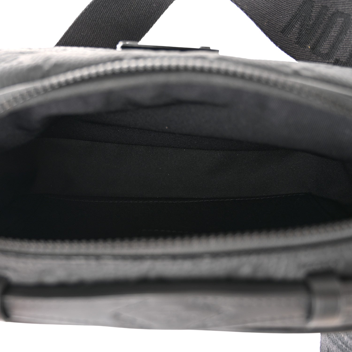 Louis Vuitton Taurillon Monogram S Lock Messenger Black 5 of 10