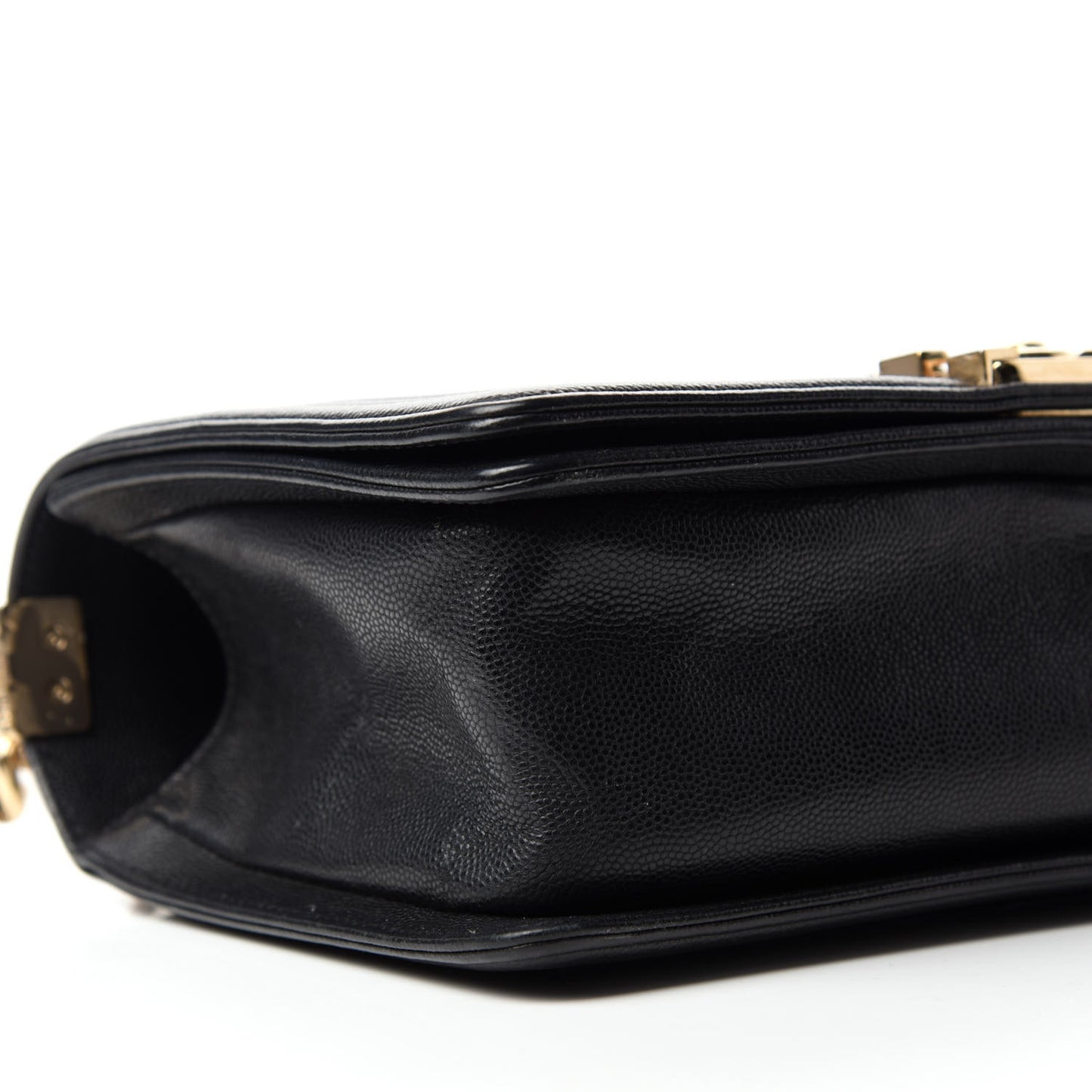 Caviar Quilted Medium Boy Flap Black
