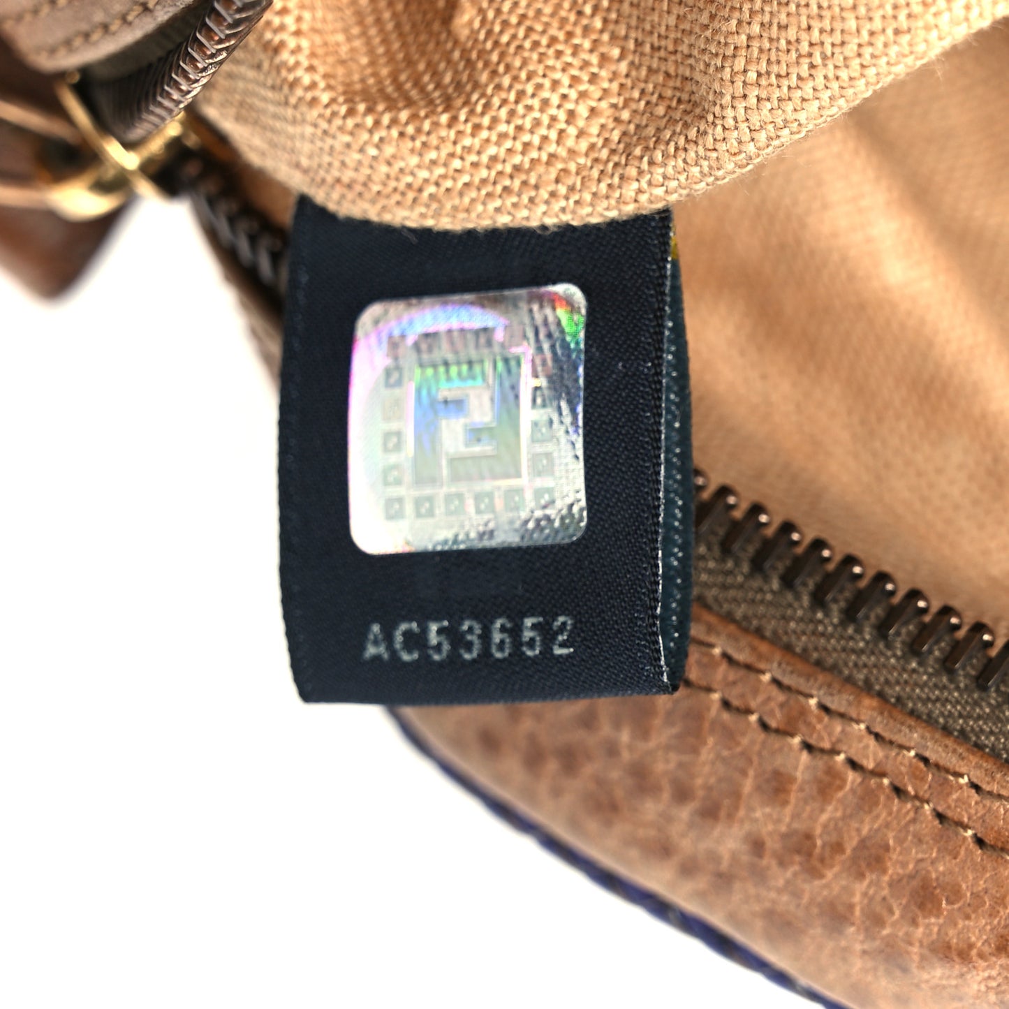 Vitello Bugatti Spy Bowler Acacia Blue