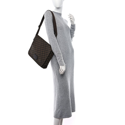 Louis Vuitton Damier Ebene Brooklyn MM 2 of 10