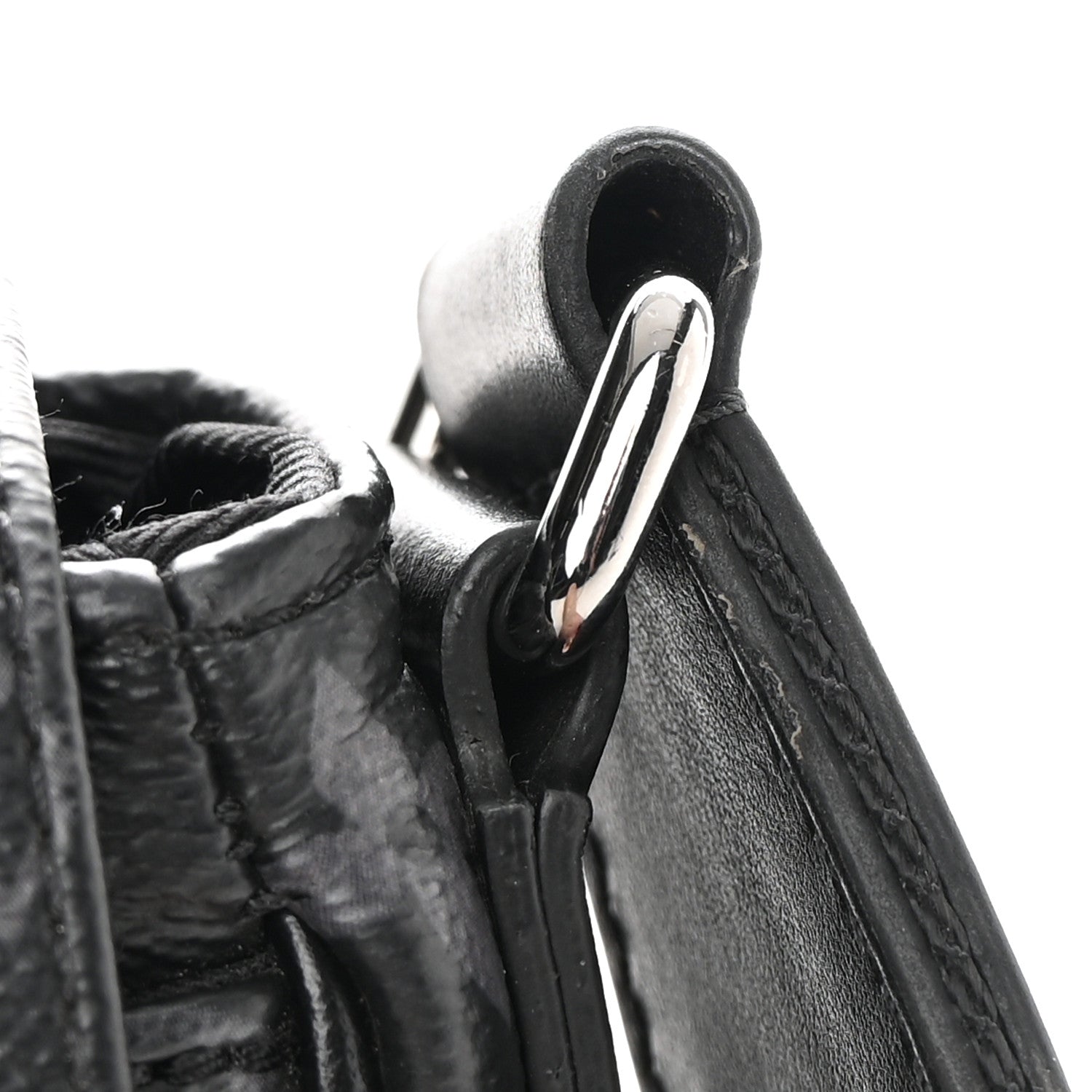 Louis Vuitton Monogram Eclipse District PM NM 10 of 13