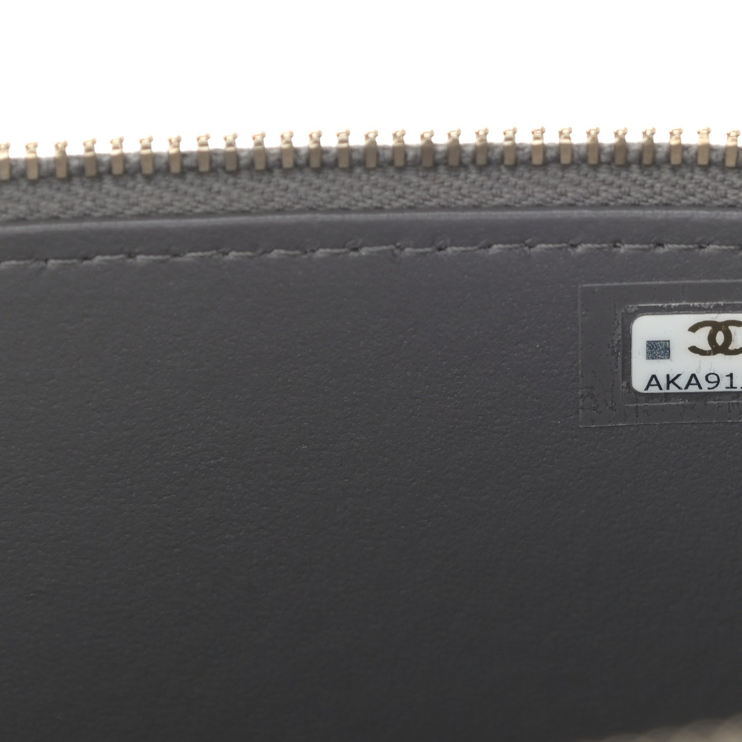 Lambskin Quilted Small Top Handle Vanity Case With Chain Dark Grey