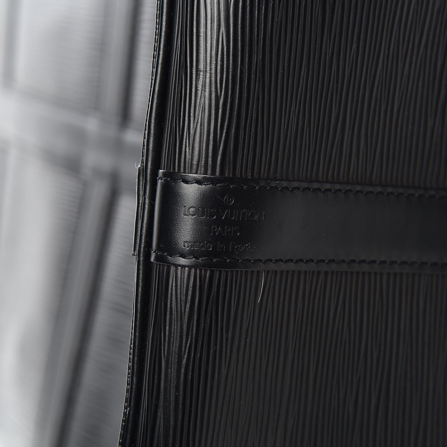 Louis Vuitton Epi Keepall Bandouliere 55 Black 6 of 19