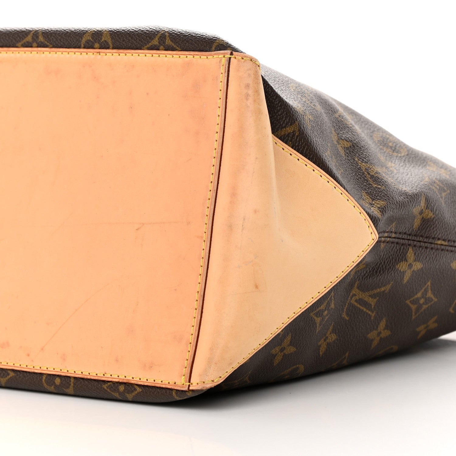 Louis Vuitton Monogram Cabas Mezzo 9 of 16