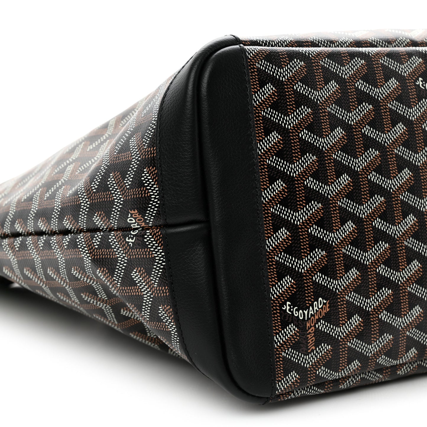 Goyardine Artois MM Black