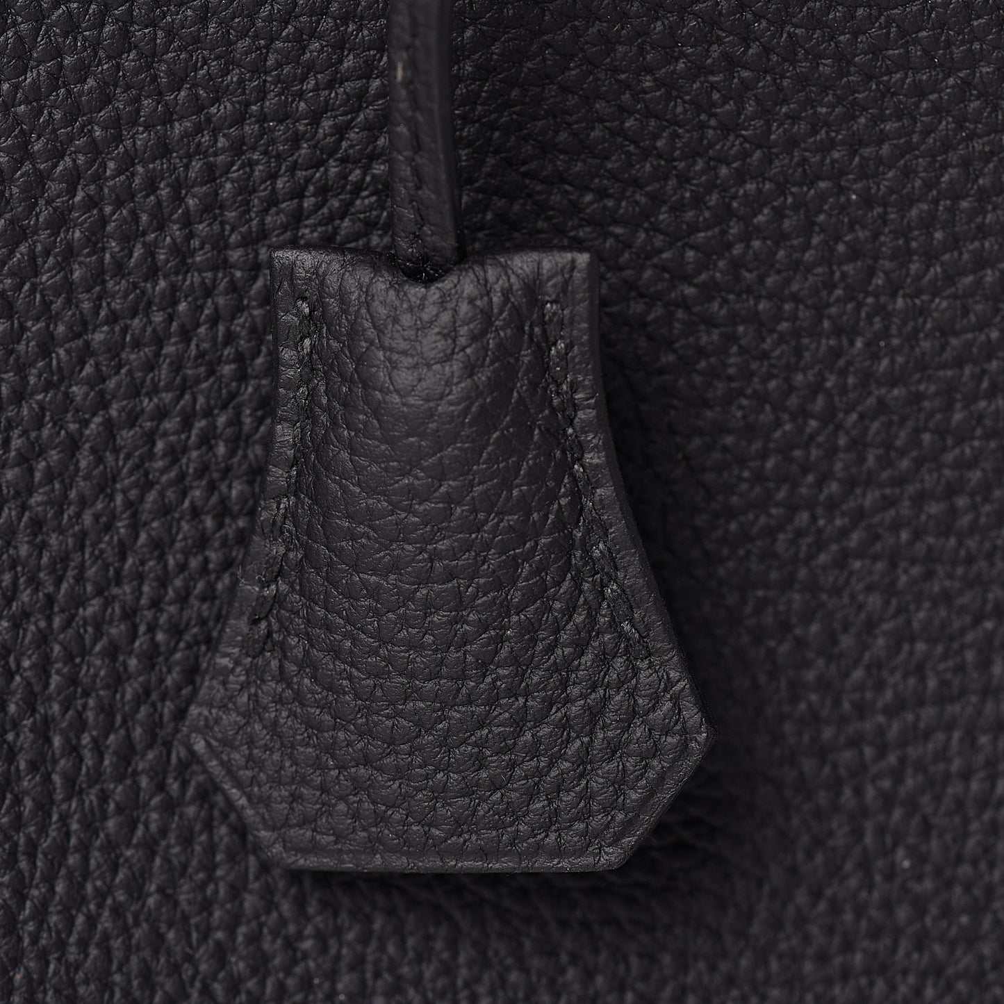 Togo Kelly Retourne 25 Black