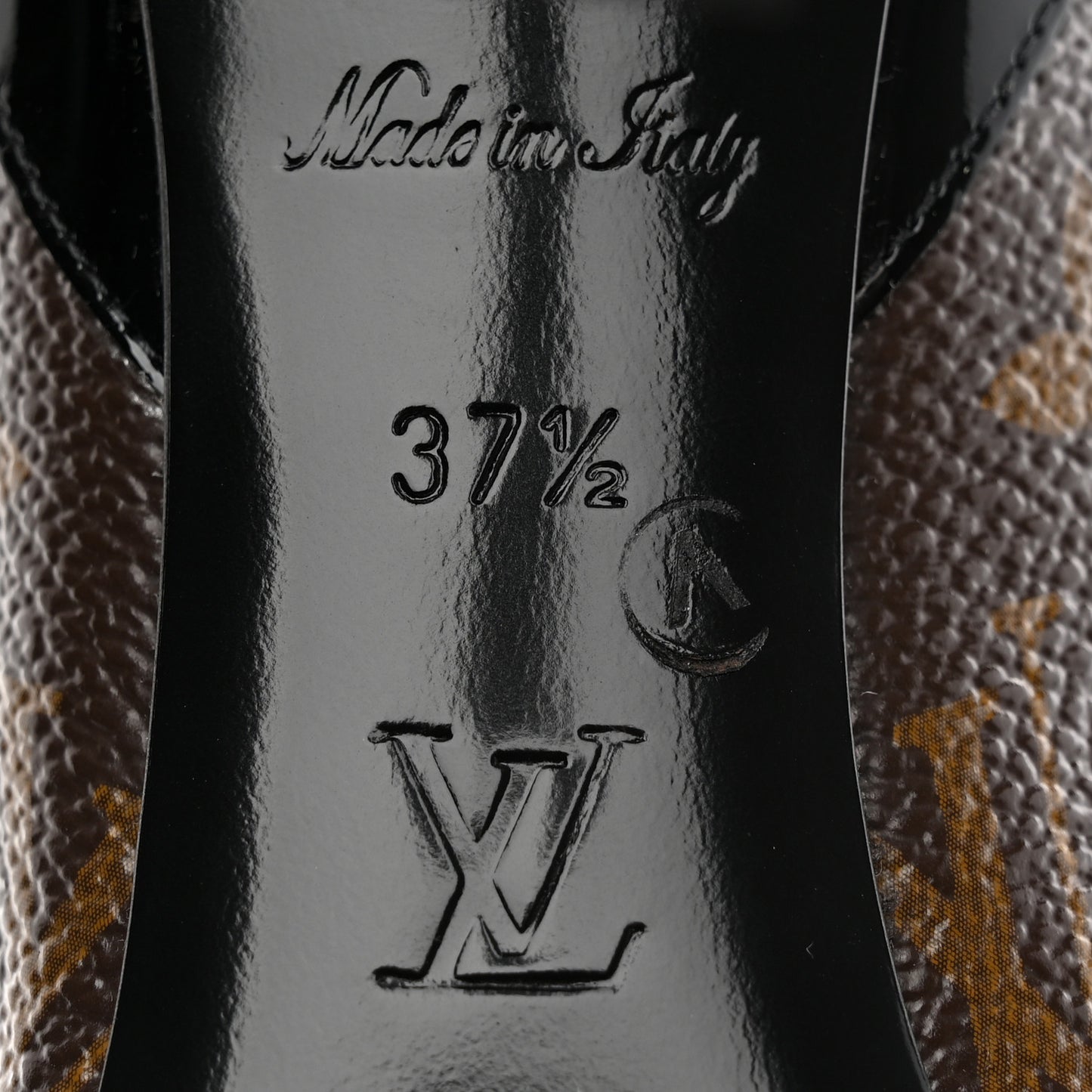 Monogram Cherie Pumps 37.5 Black