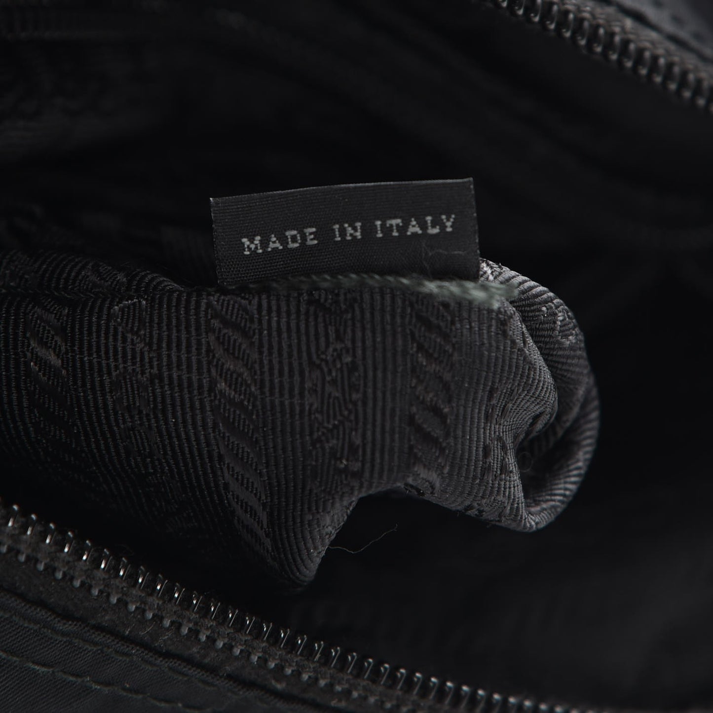 Nylon Vela Small Hunting Bag Black