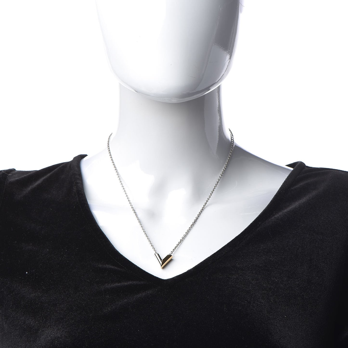 Essential V Necklace Silver