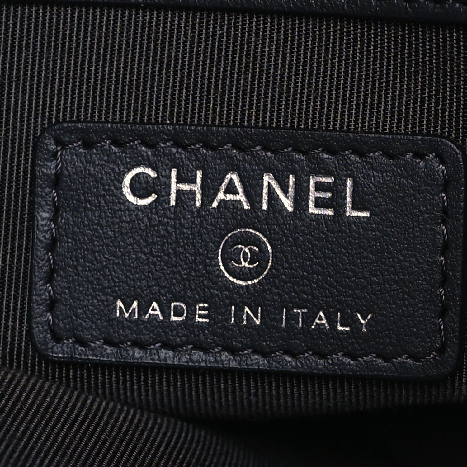 Chanel Aged Calfskin Chevron Quilted Medium Gabrielle Cosmetic Case Pink Navy Black 7 of 10