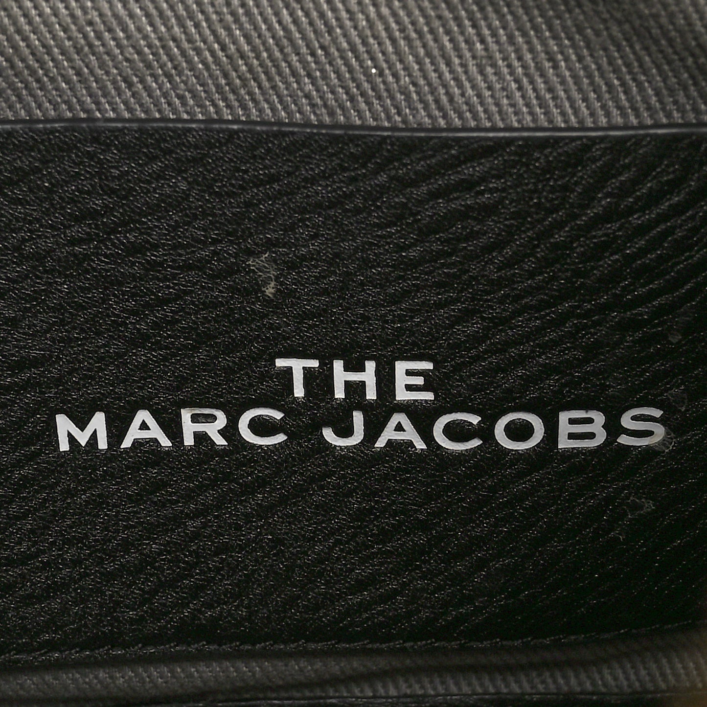Grained Calfskin Medium The Tote Bag Black