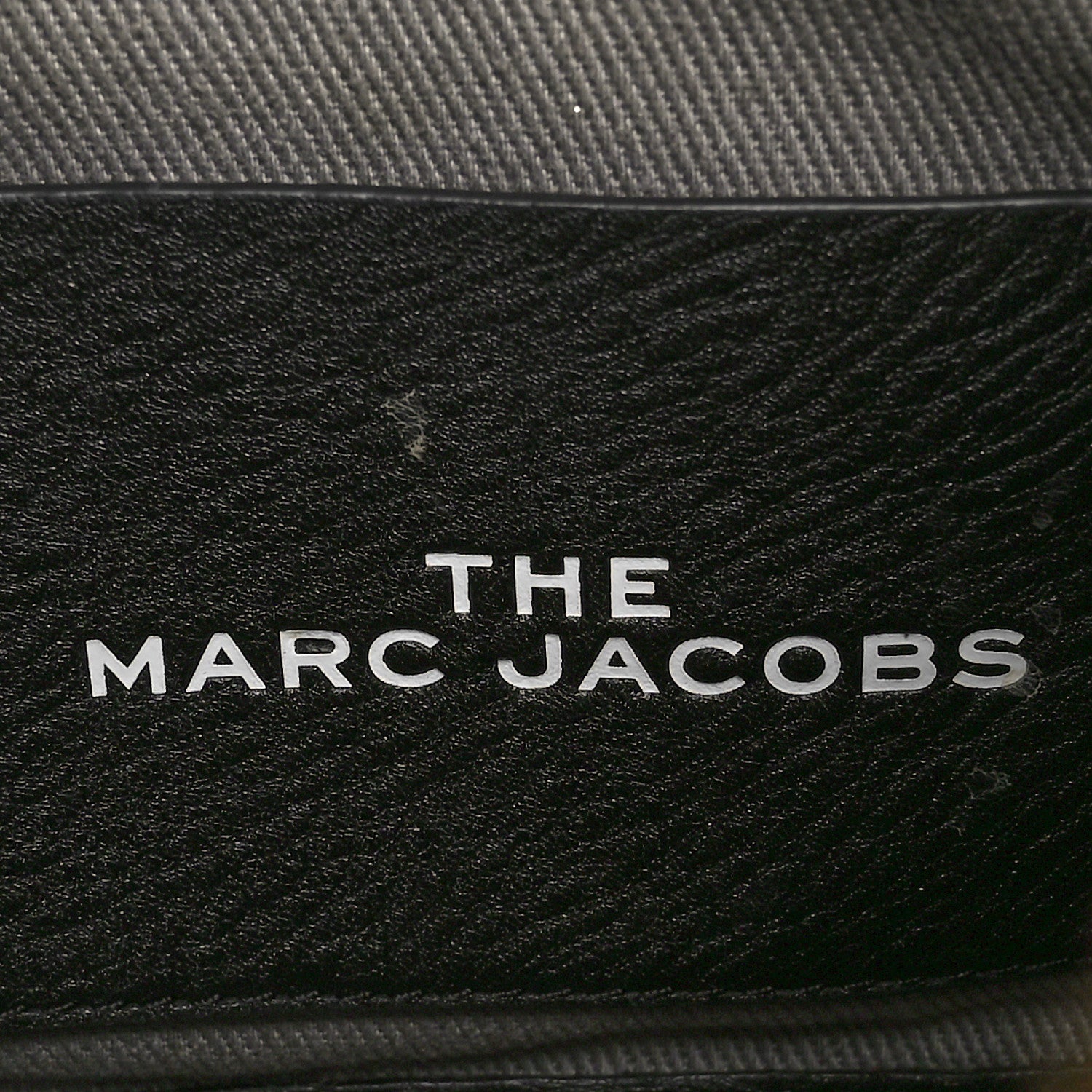 Marc Jacobs Grained Calfskin Medium The Tote Bag Black 6 of 9