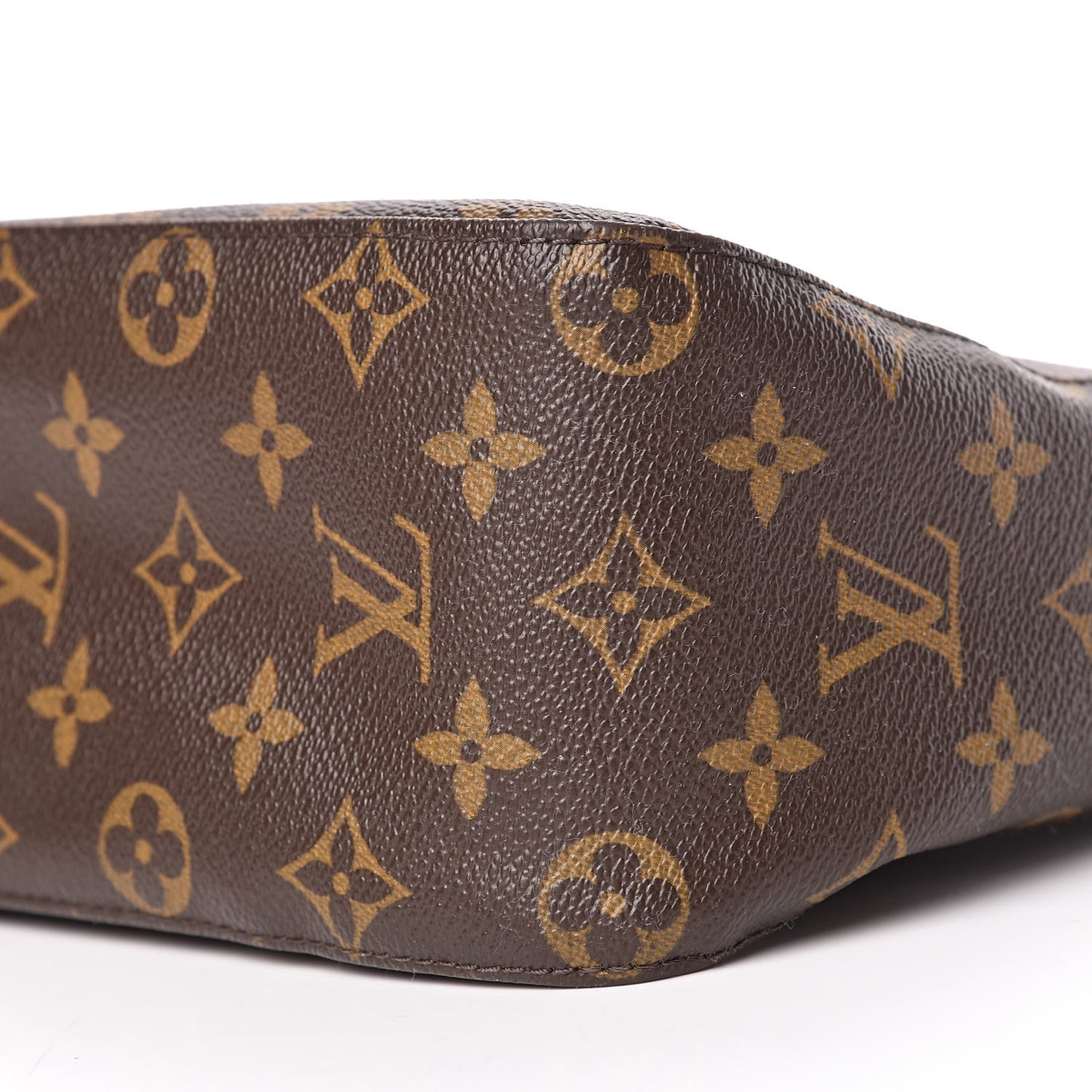 Monogram Looping MM