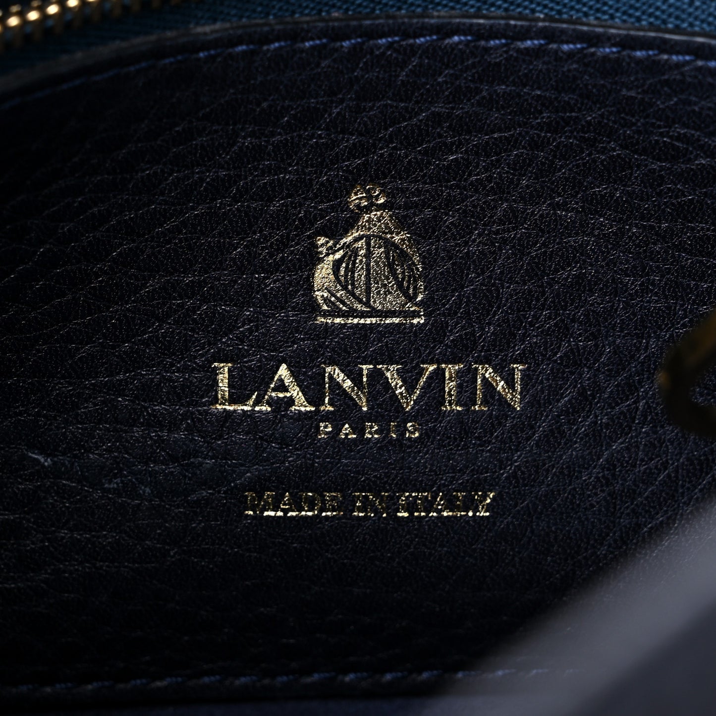 Grained Calfskin Box Messenger Bag Navy