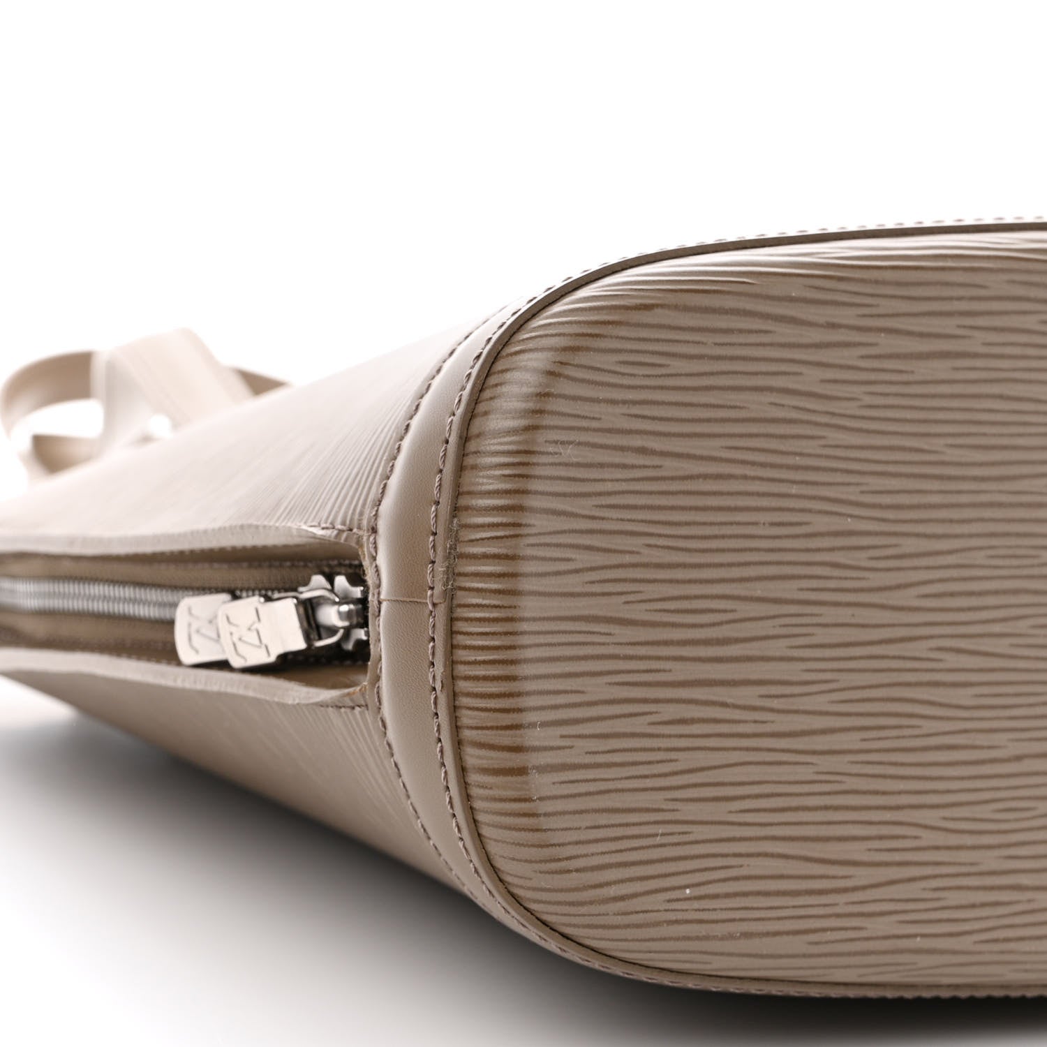 Louis Vuitton Epi Lussac Pepper 8 of 9