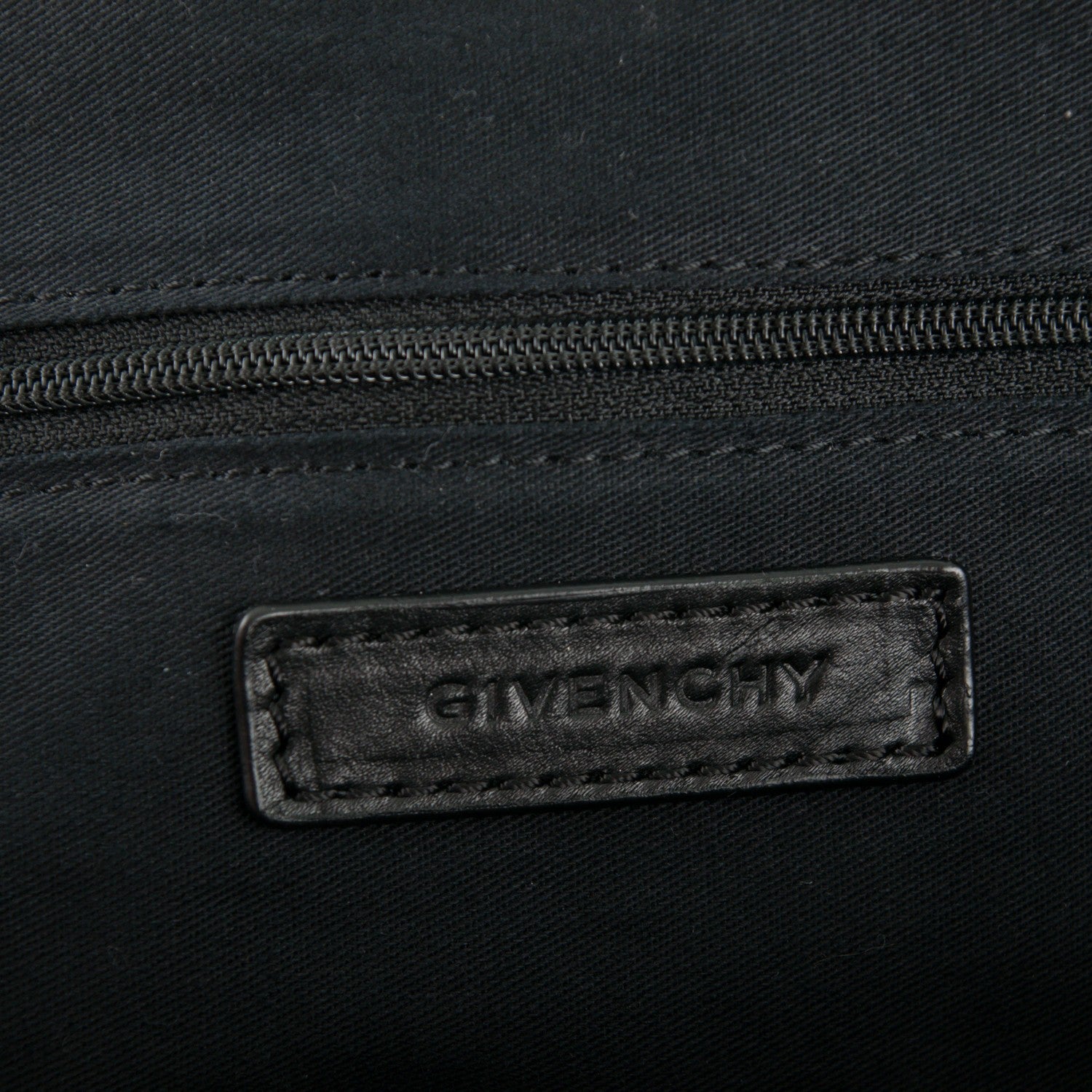 Givenchy Calfskin Cable Embossed Medium Nightingale Black 7 of 9