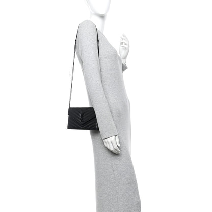 Saint Laurent Grain De Poudre Matelasse Chevron Monogram Monochrome Envelope Chain Wallet Black 2 of 16