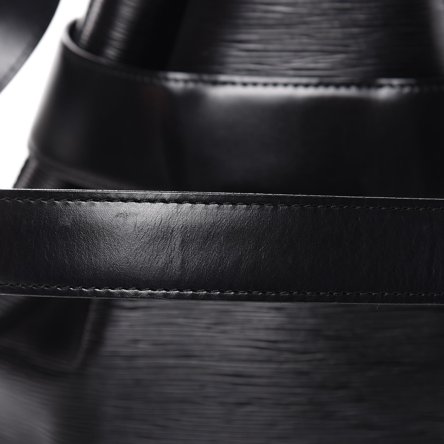 Louis Vuitton Epi Sac D'Epaule Black 11 of 12