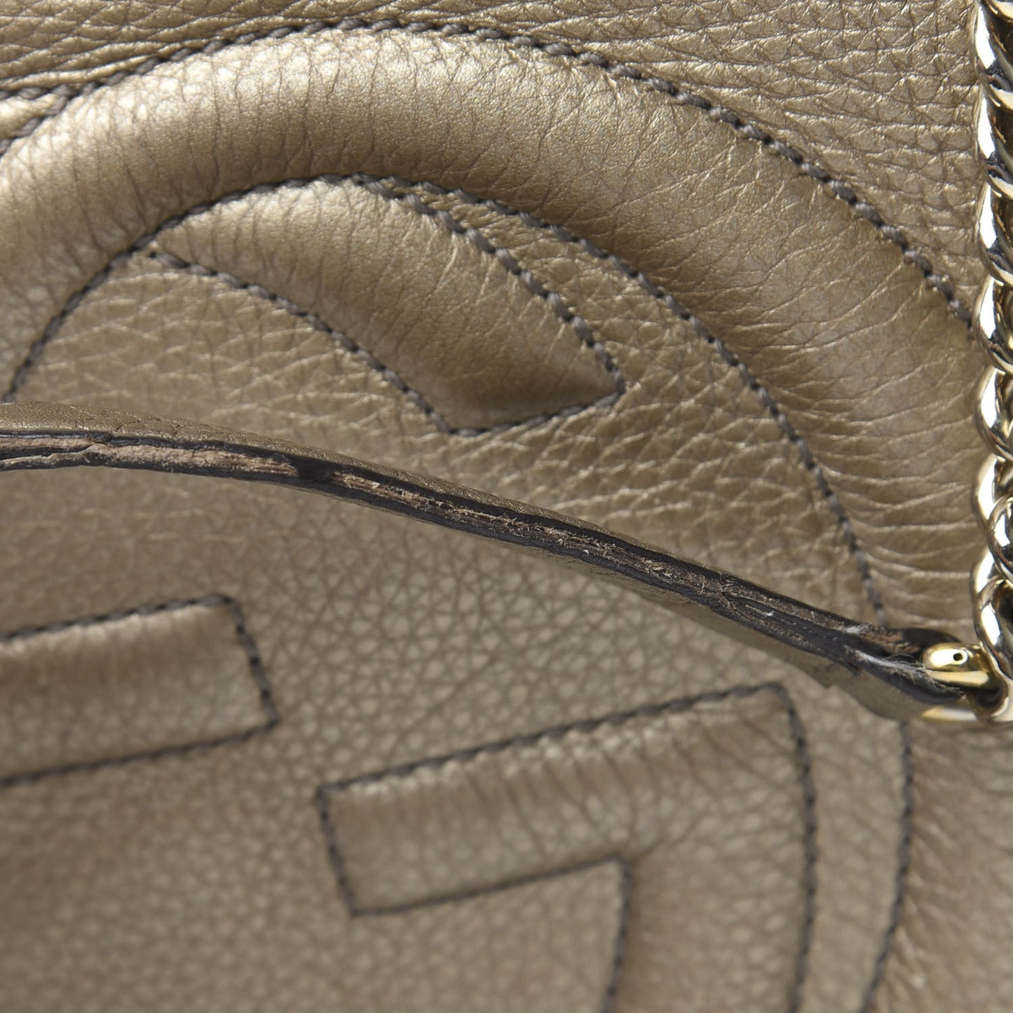 Metallic Pebbled Calfskin Medium Soho Chain Shoulder Bag Golden Beige