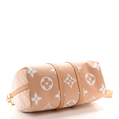 Louis Vuitton Monogram Giant By The Pool Keepall Bandouliere 45 Brume 3 of 9