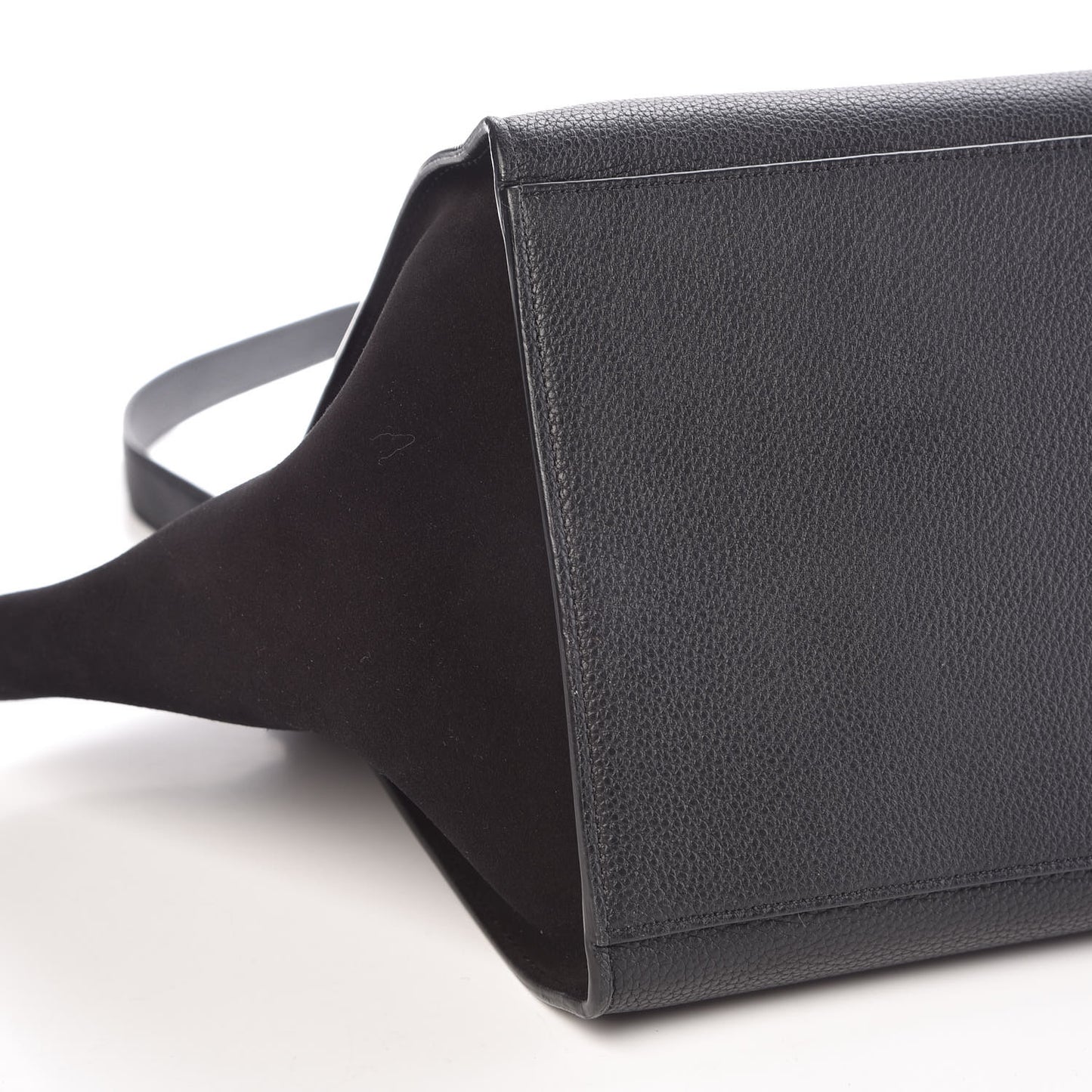 Drummed Calfskin Suede Medium Trapeze Black
