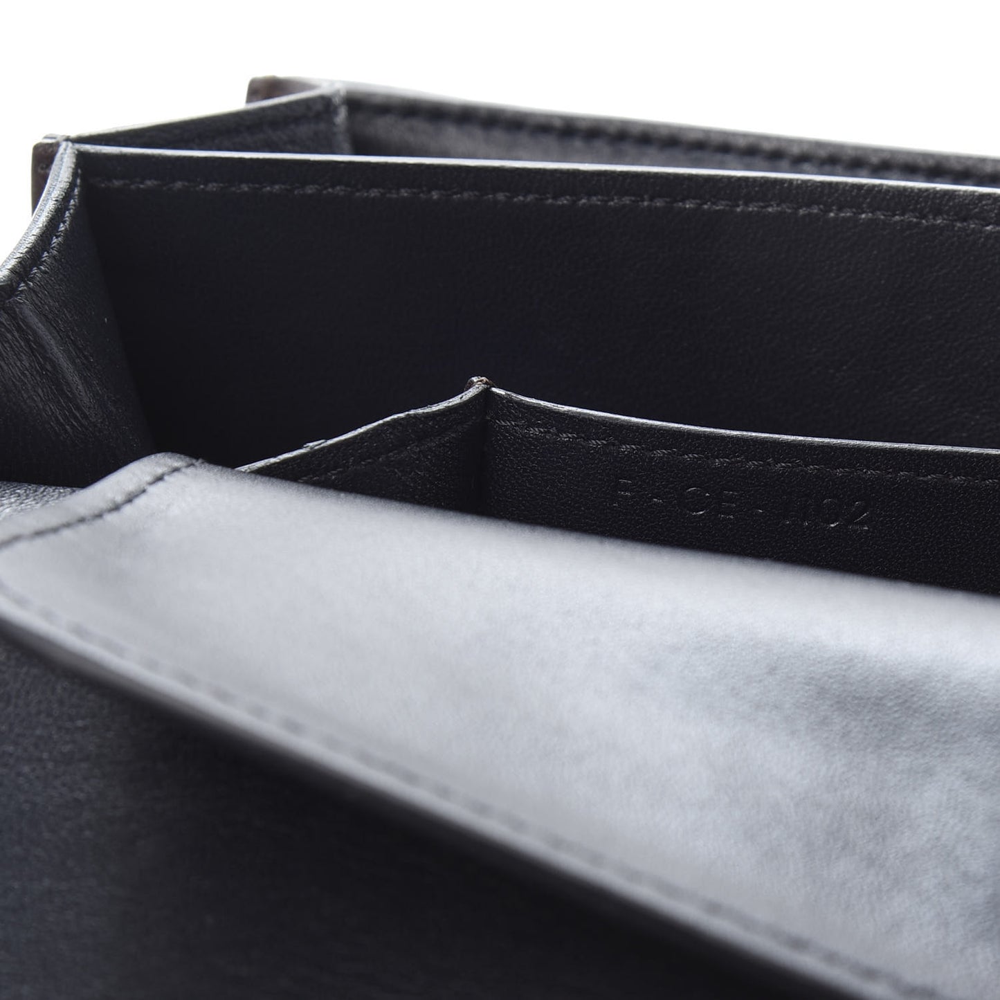Calfskin Bicolor Medium Case Flap Navy Burgundy