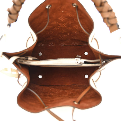 Louis Vuitton Mahina Muria Creme 5 of 9