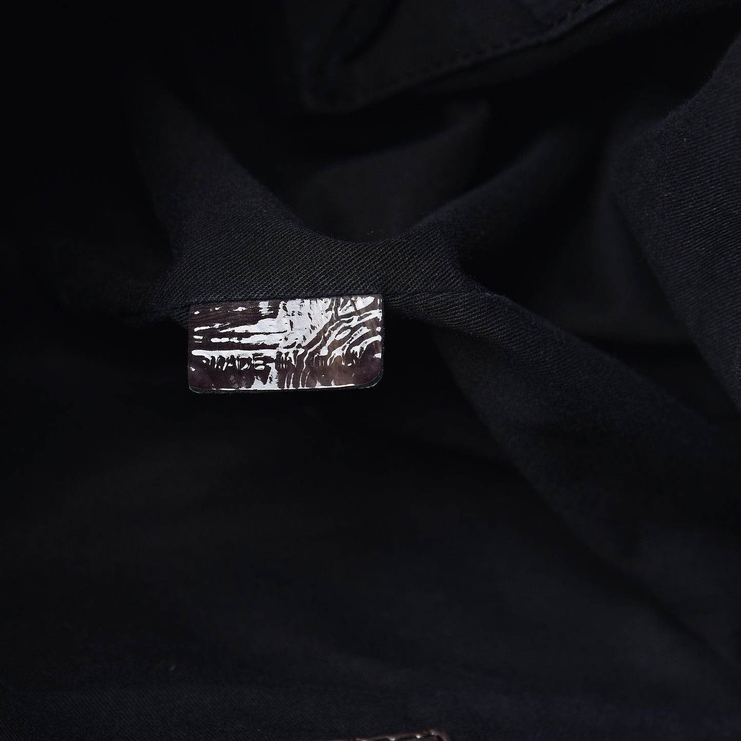 Crinkled Patent Medium Nightingale