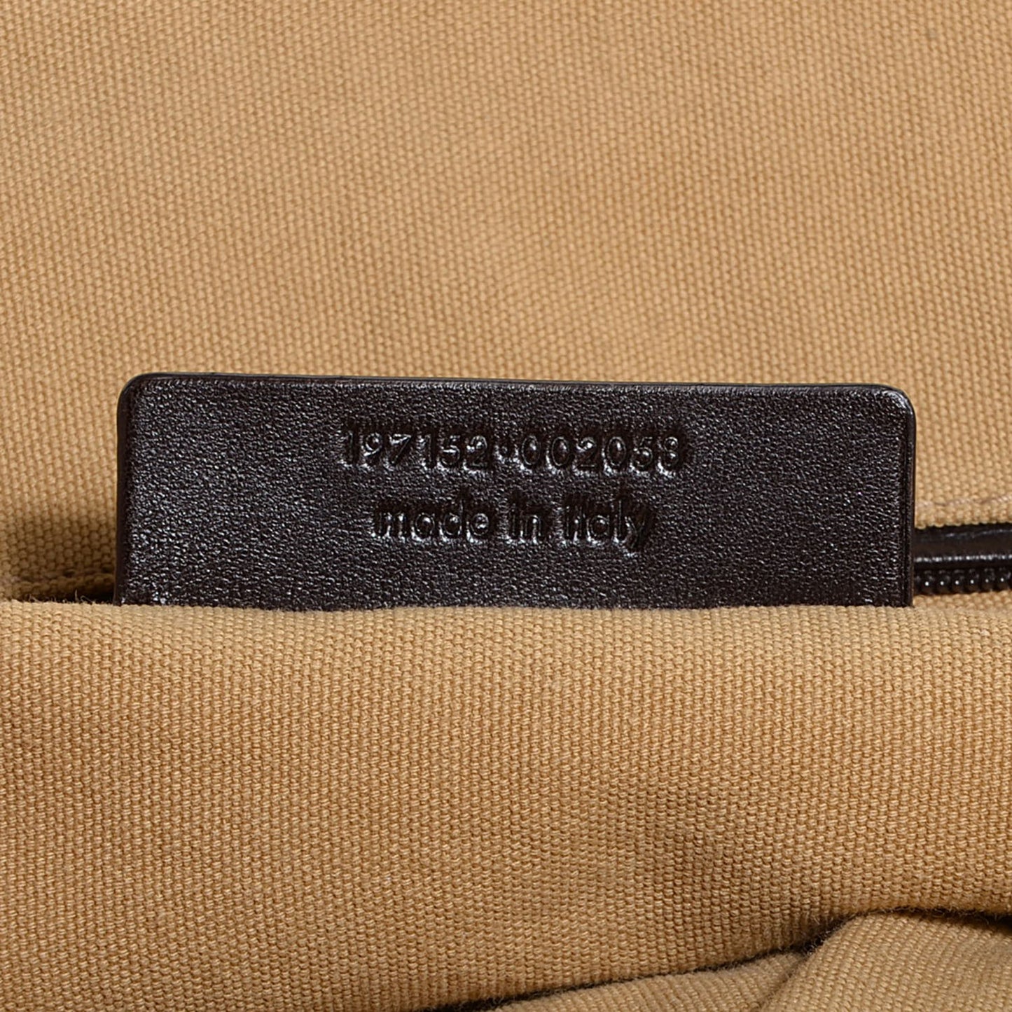 Metallic Volcano Leather Medium Majorelle