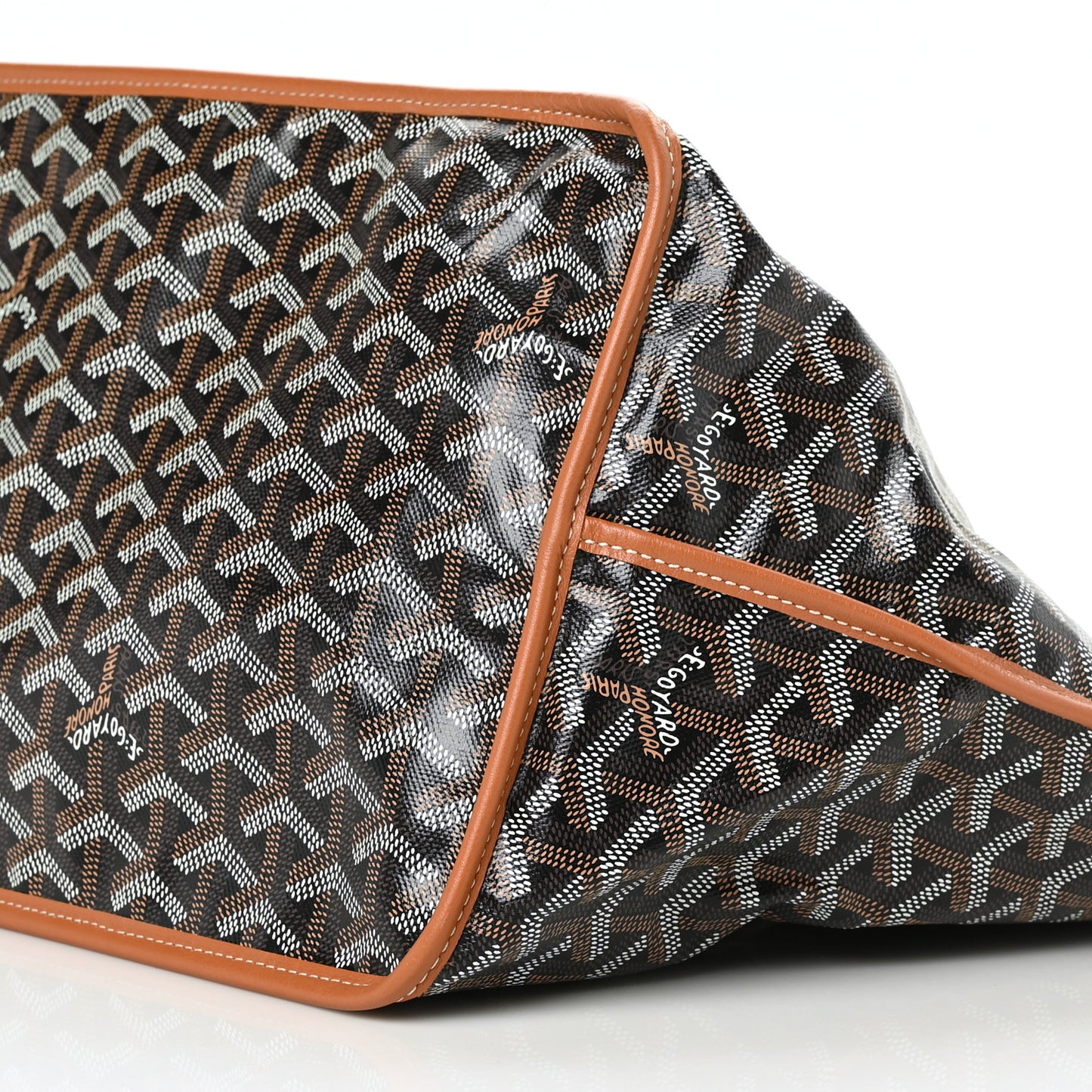 Goyardine Reversible Anjou GM Black Gold
