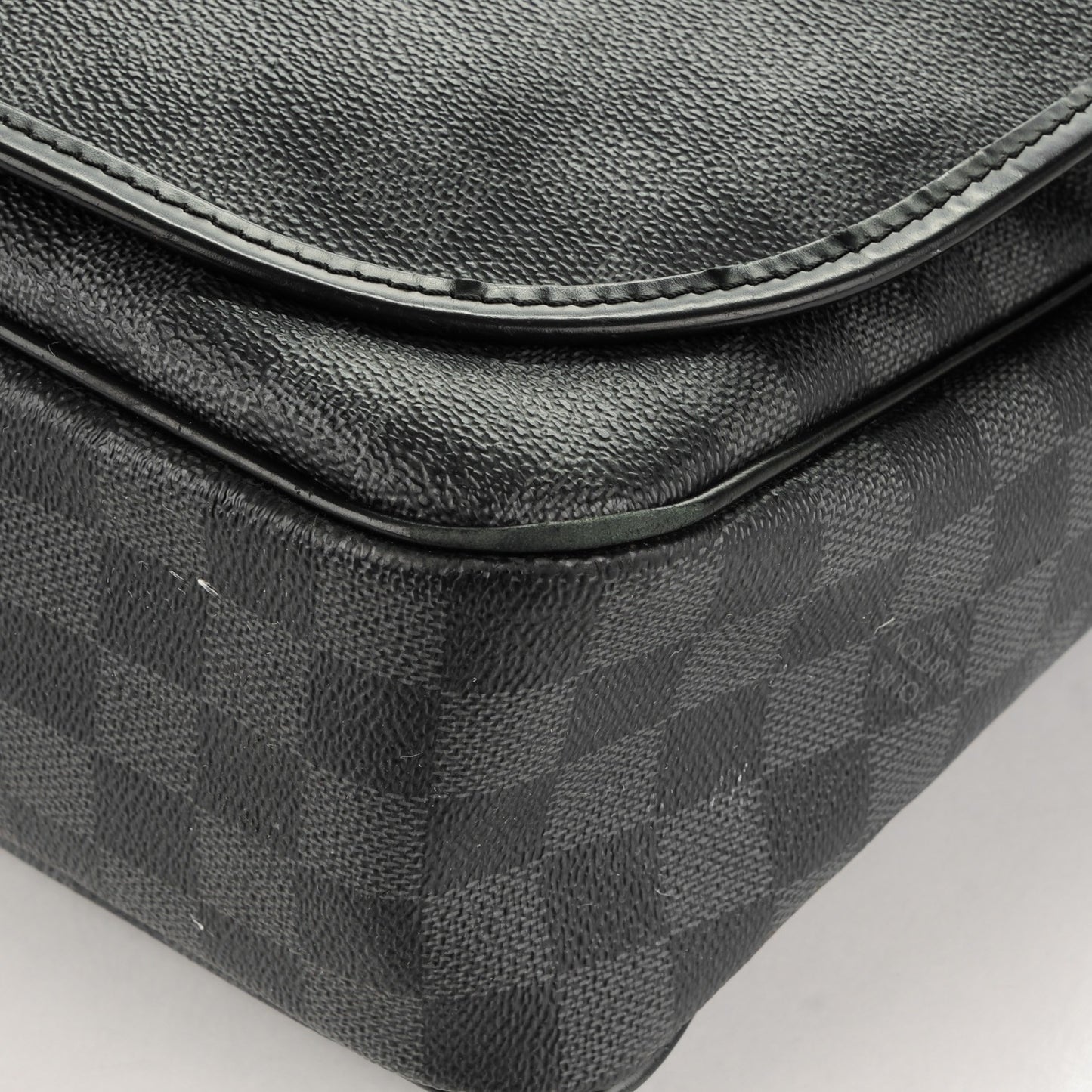 Damier Graphite Daniel GM