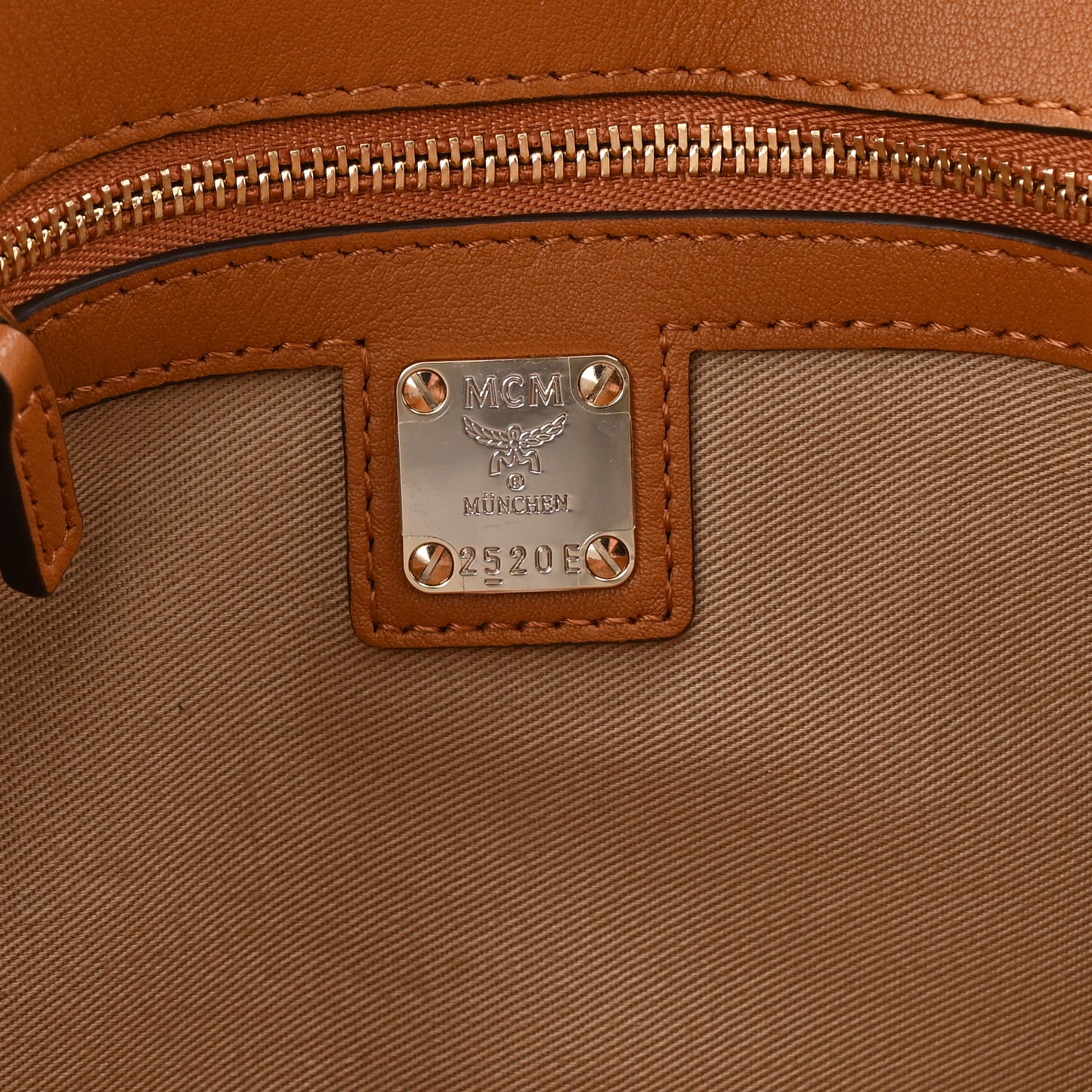 Metallic Visetos Medium Millie Crossbody Bag Berlin Gold