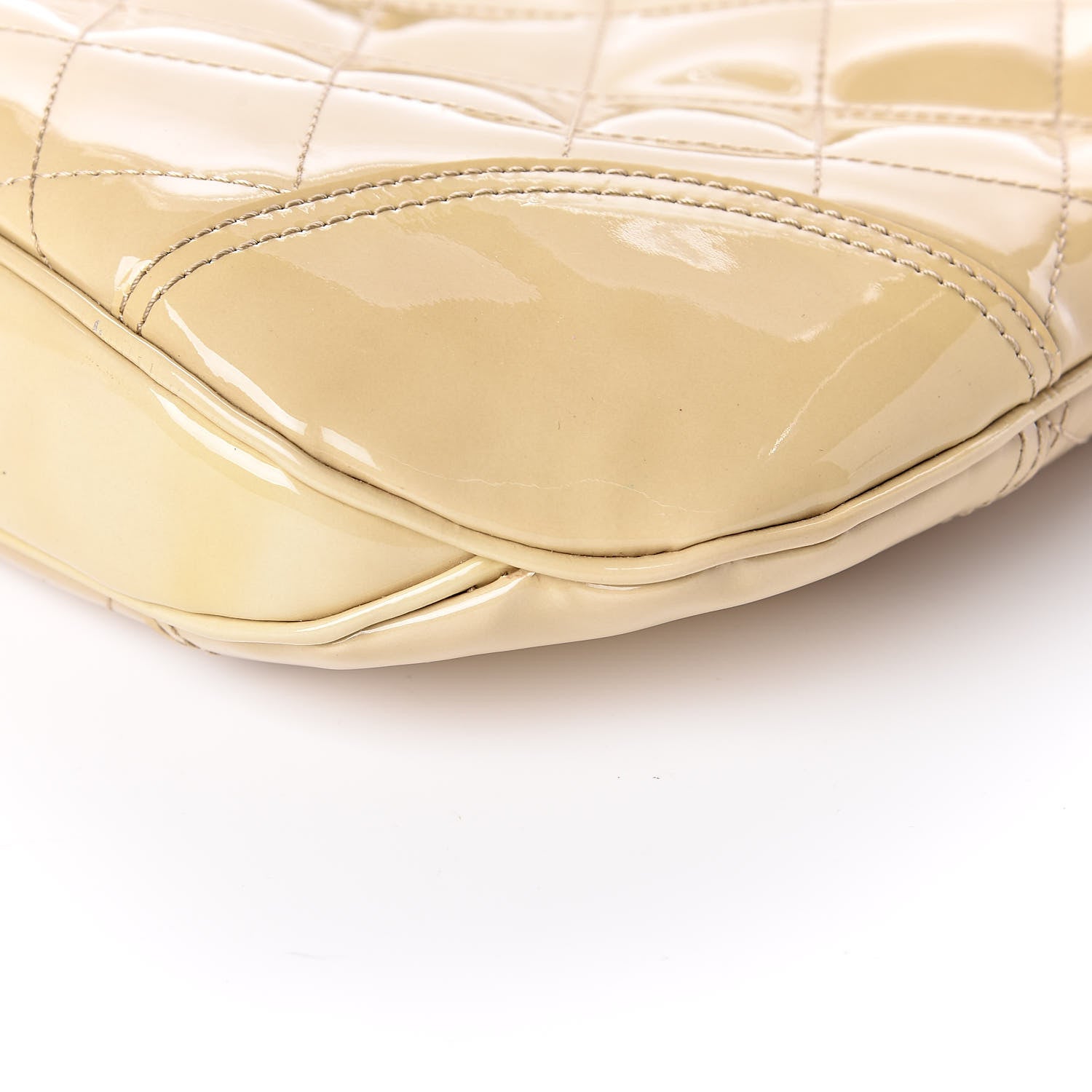 Burberry Patent Quilted Brook Hobo Beige 9 of 10
