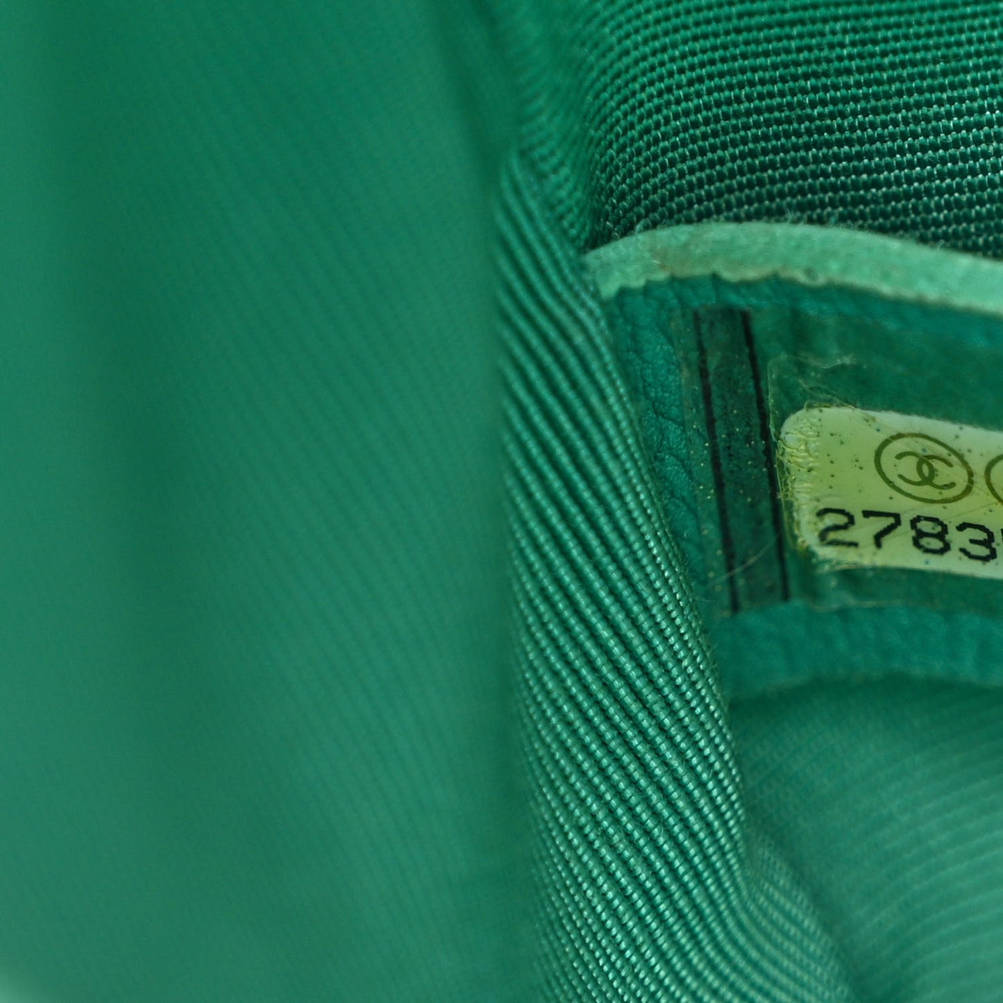 Caviar Chevron Quilted Medium Boy Flap Green