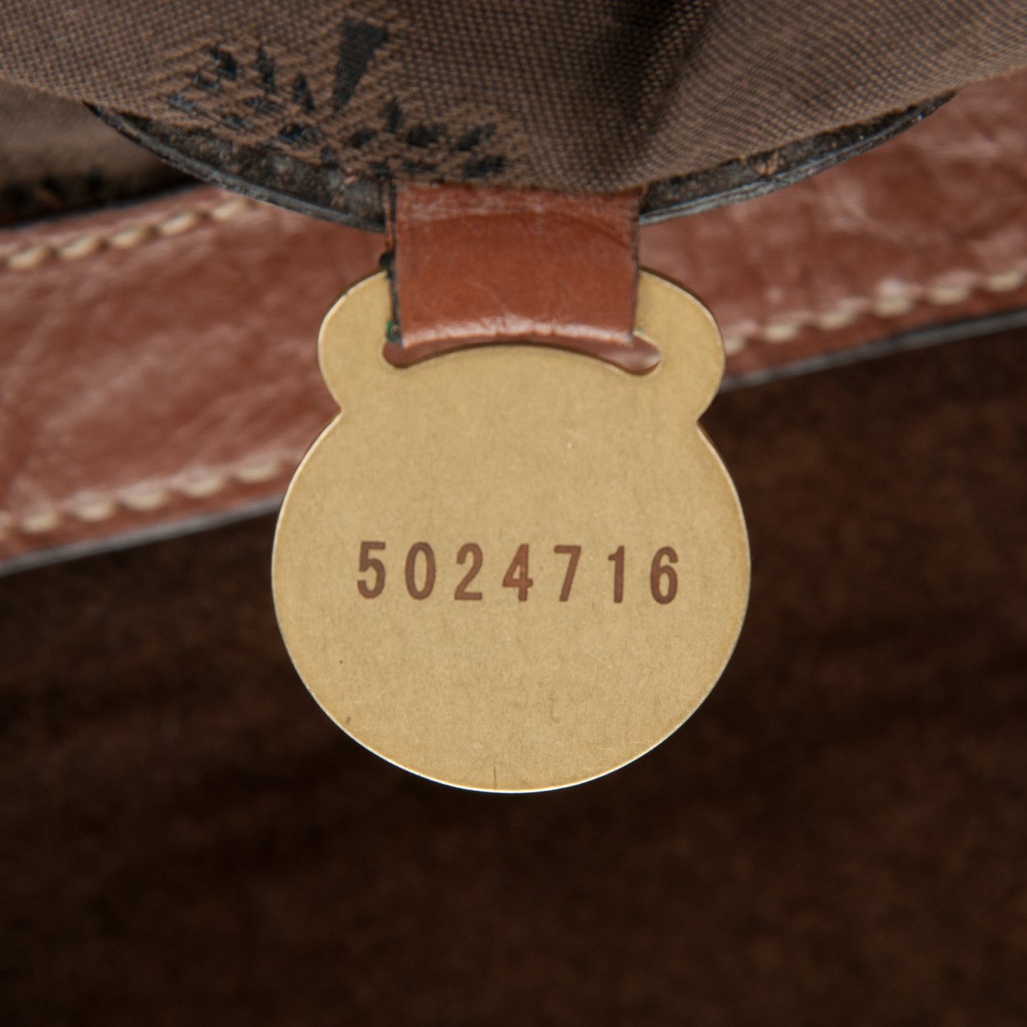 Soft Buffalo Medium Alexa Oak